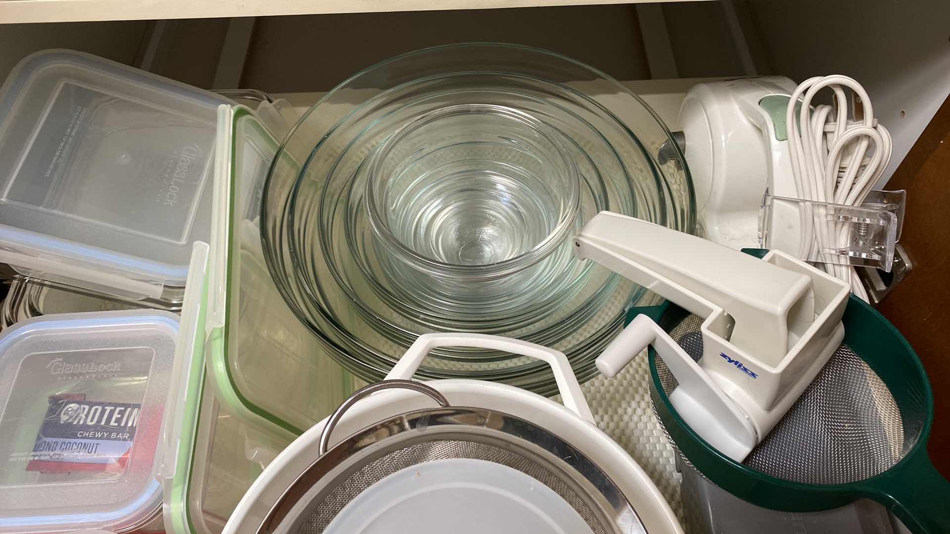 Photo 1 of CONTENTS OF CABINET amount XING BOWLS AND MORE