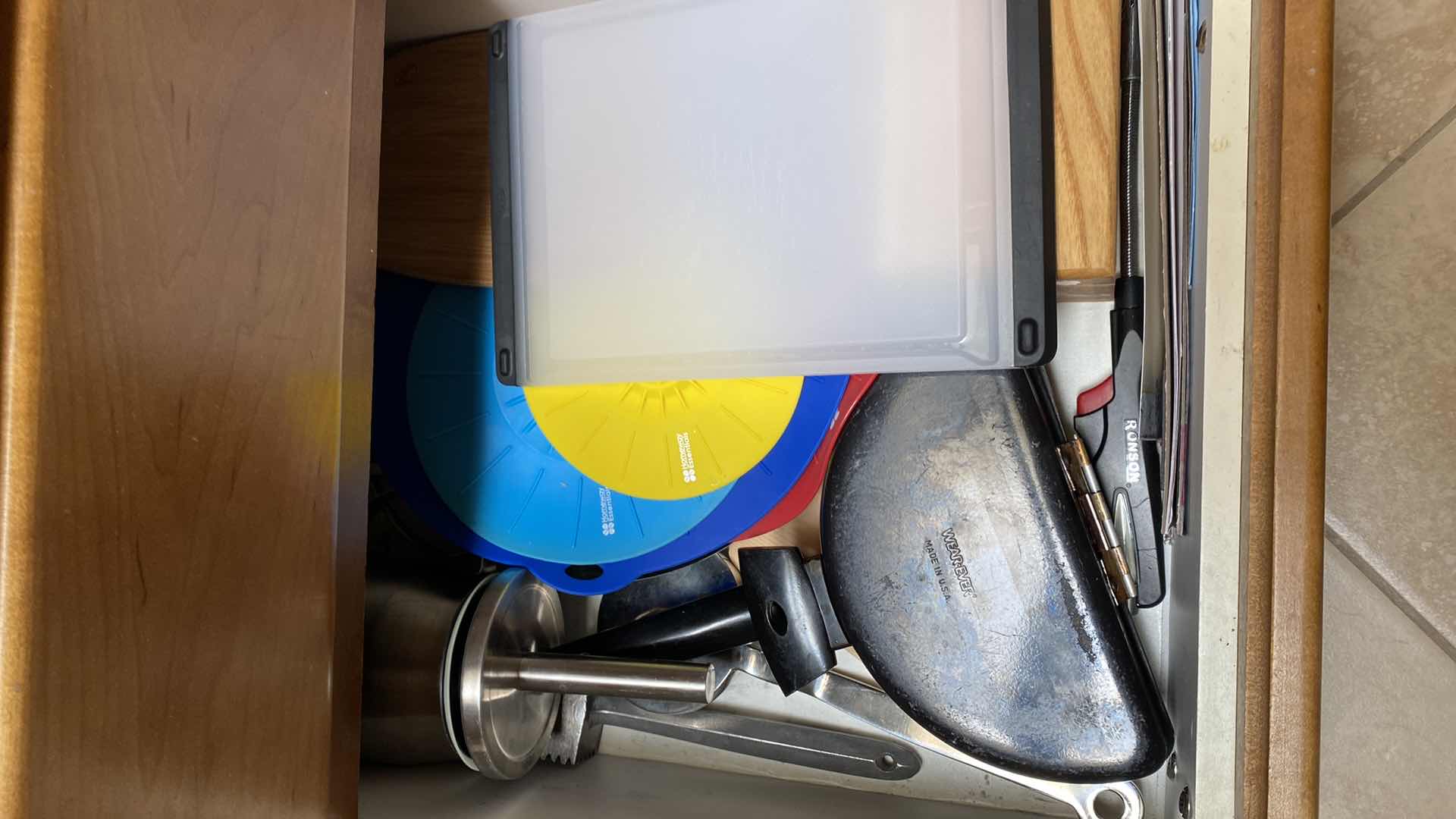 Photo 1 of CONTENTS OF 4 DRAWERS POT HOLDERS UTENSILS AND MORE