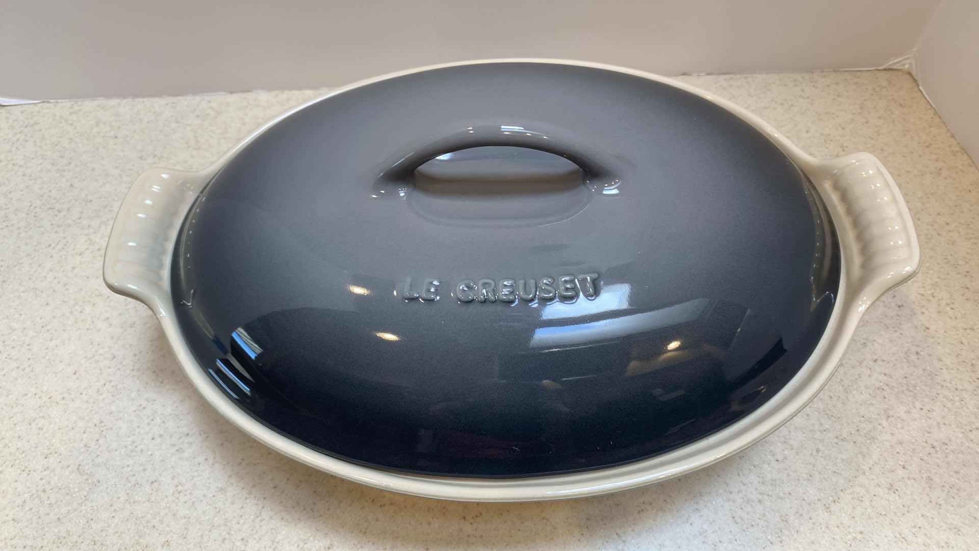 Photo 1 of LE CREUSET GRAY 2.5 QT DUTCH OVEN
