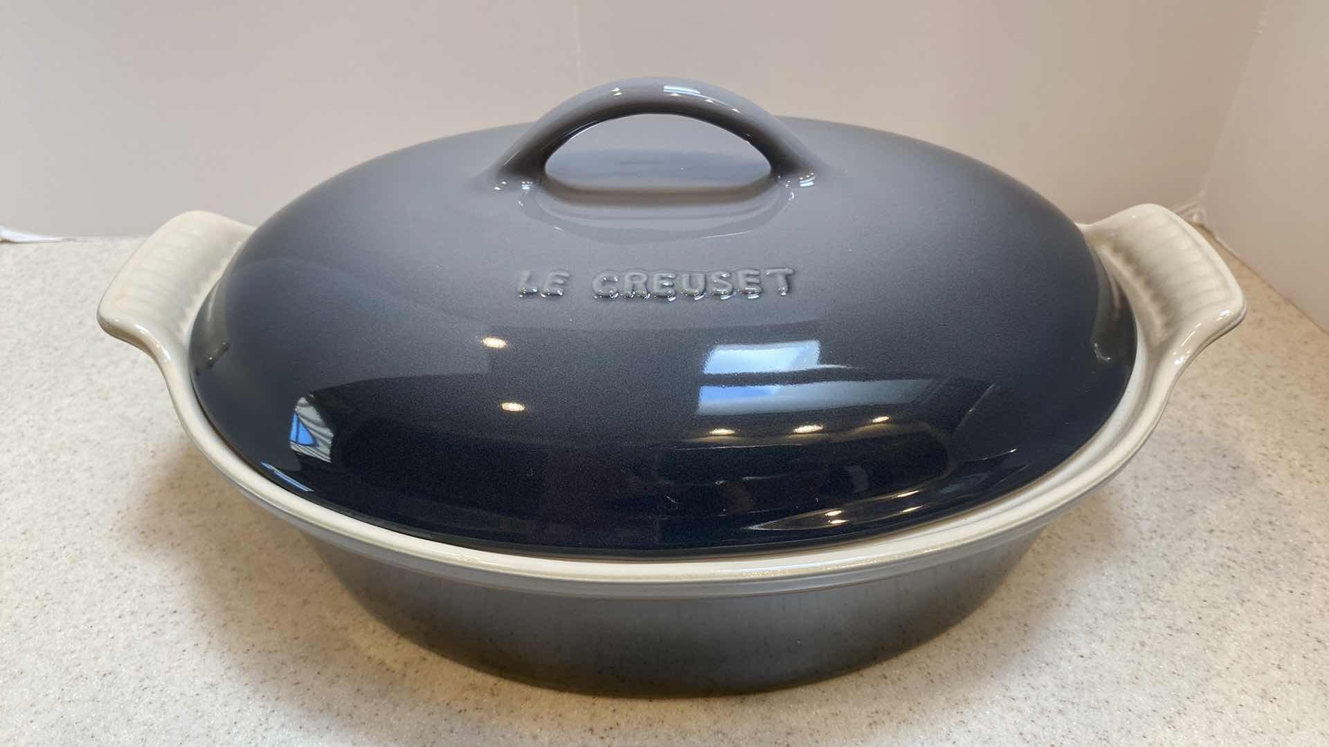 Photo 1 of LE CREUSET GRAY 2.5 QT DUTCH OVEN