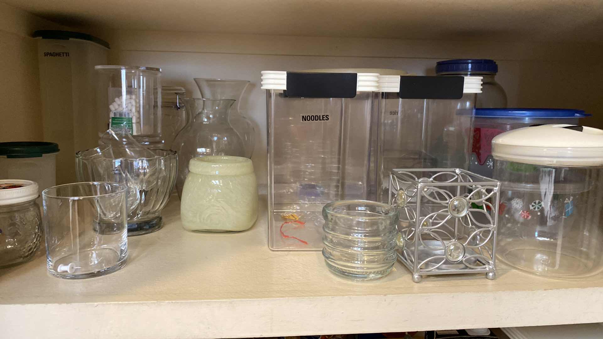 Photo 3 of CONTENTS OF KITCHEN PANTRY