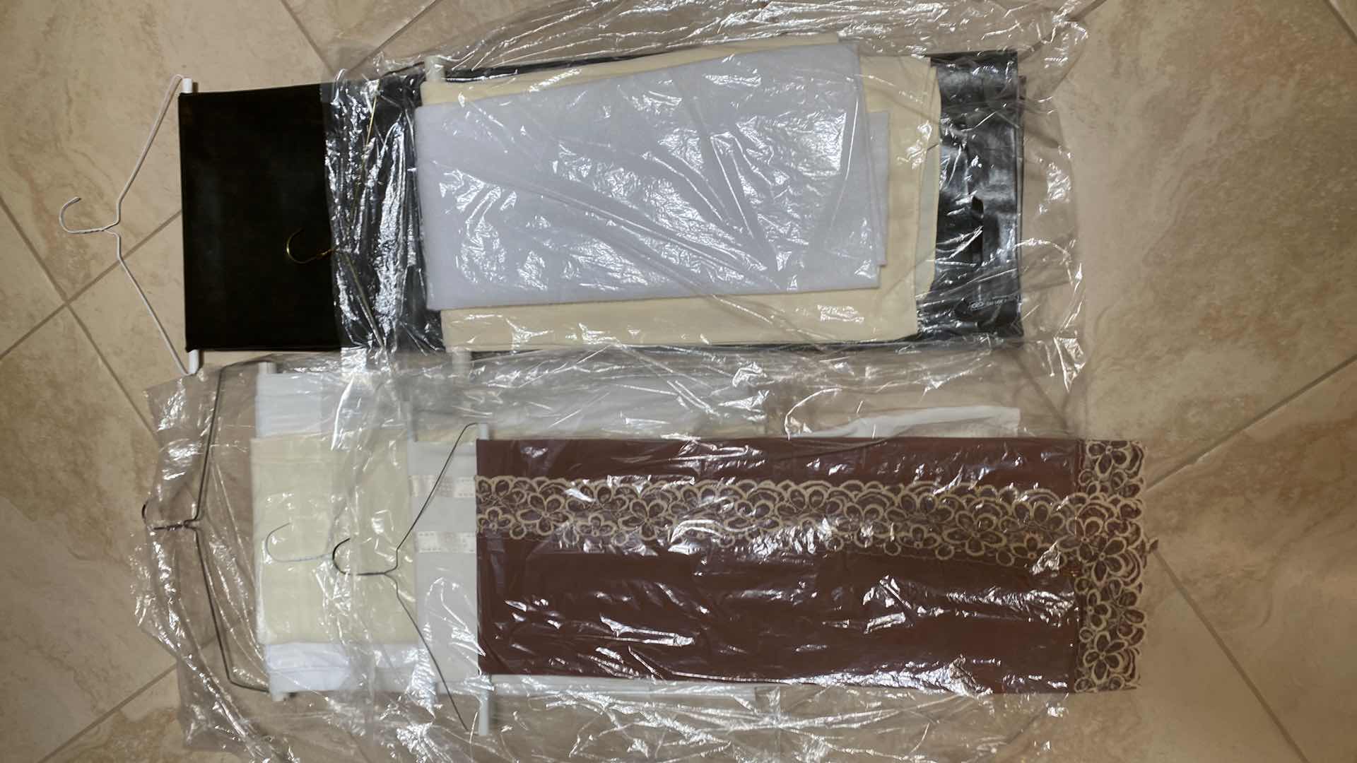 Photo 7 of ASSORTED TABLECLOTHS UNKNOWN SIZES