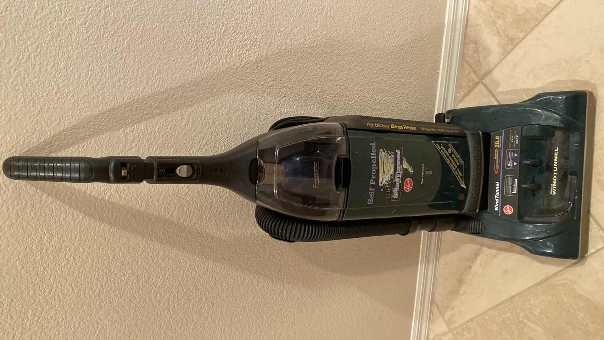 Photo 1 of HOOVER WIND TUNNEL VACUUM POWERS ON