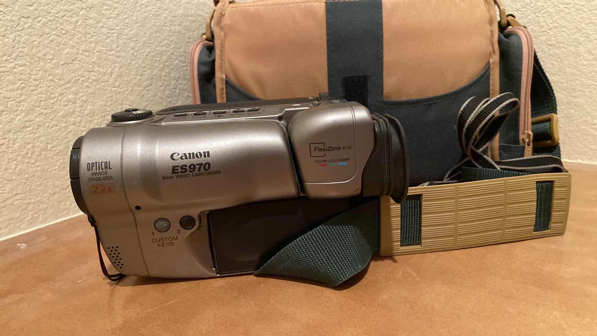 Photo 2 of BUSHNELL BINOCULARS AND CANNON ES970 MOVIE CAMERA