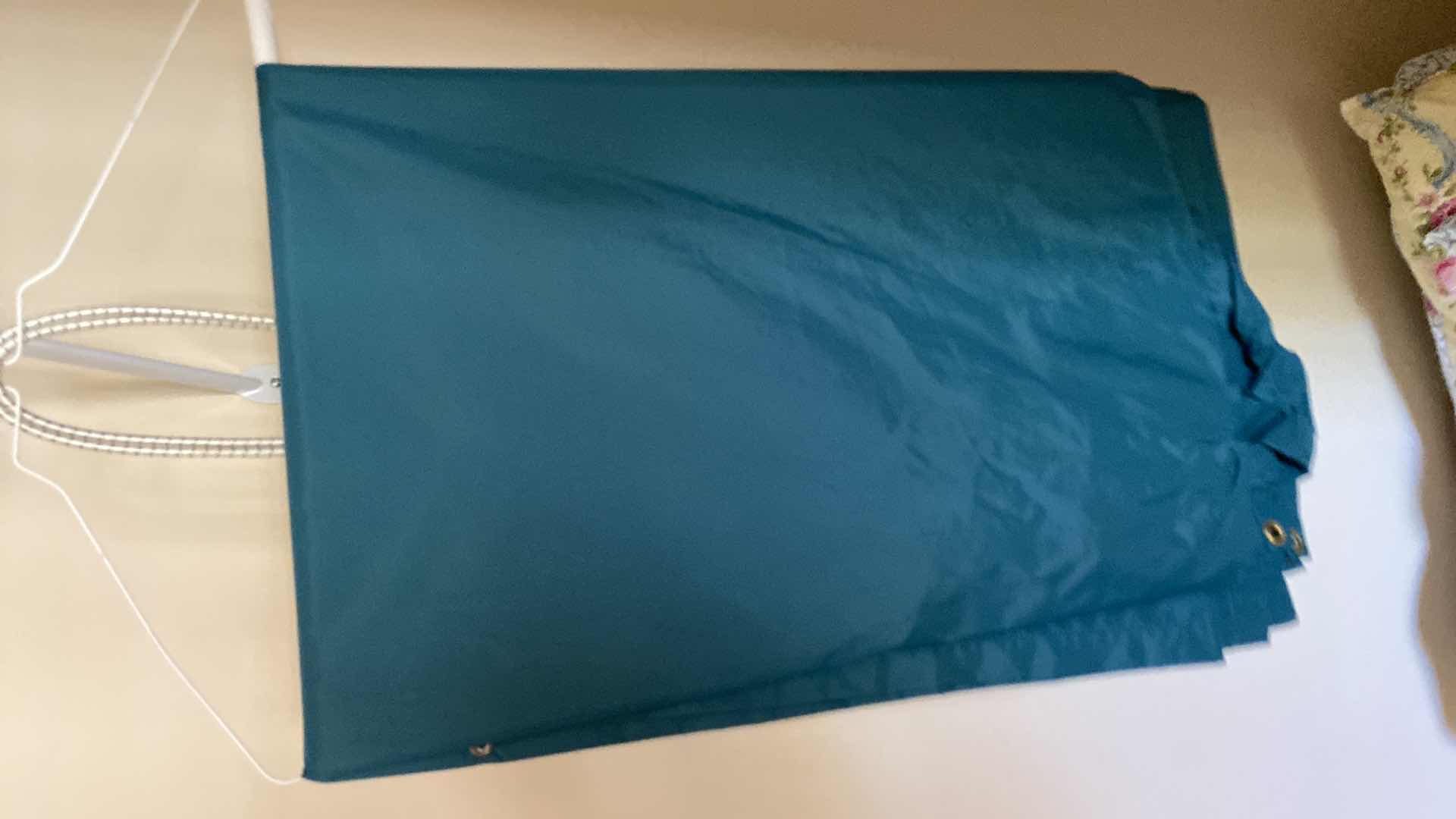 Photo 1 of 4 -  women’s clothing size large and medium