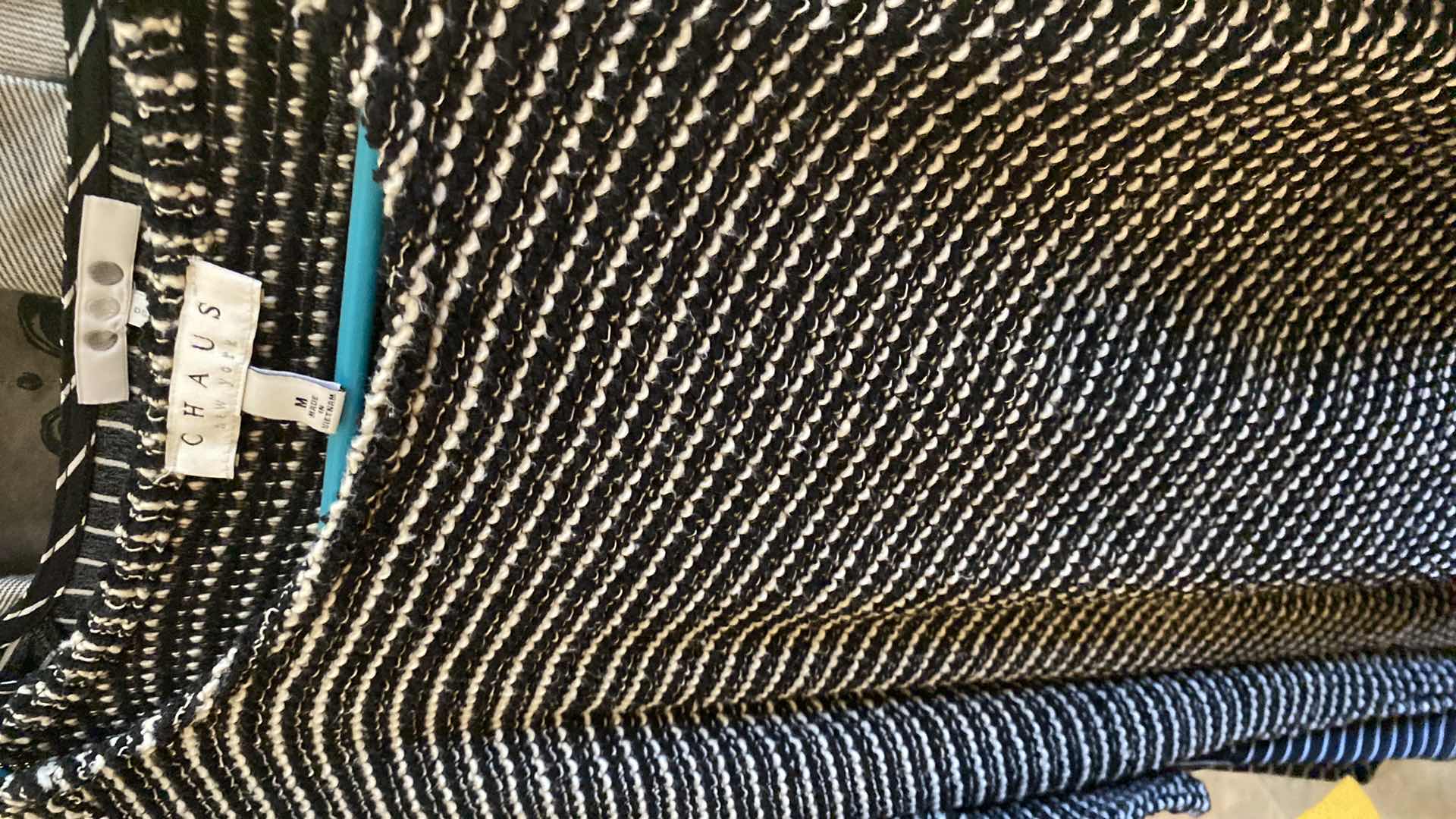 Photo 1 of 16-WOMENS SIZE MEDIUM CLOTHING