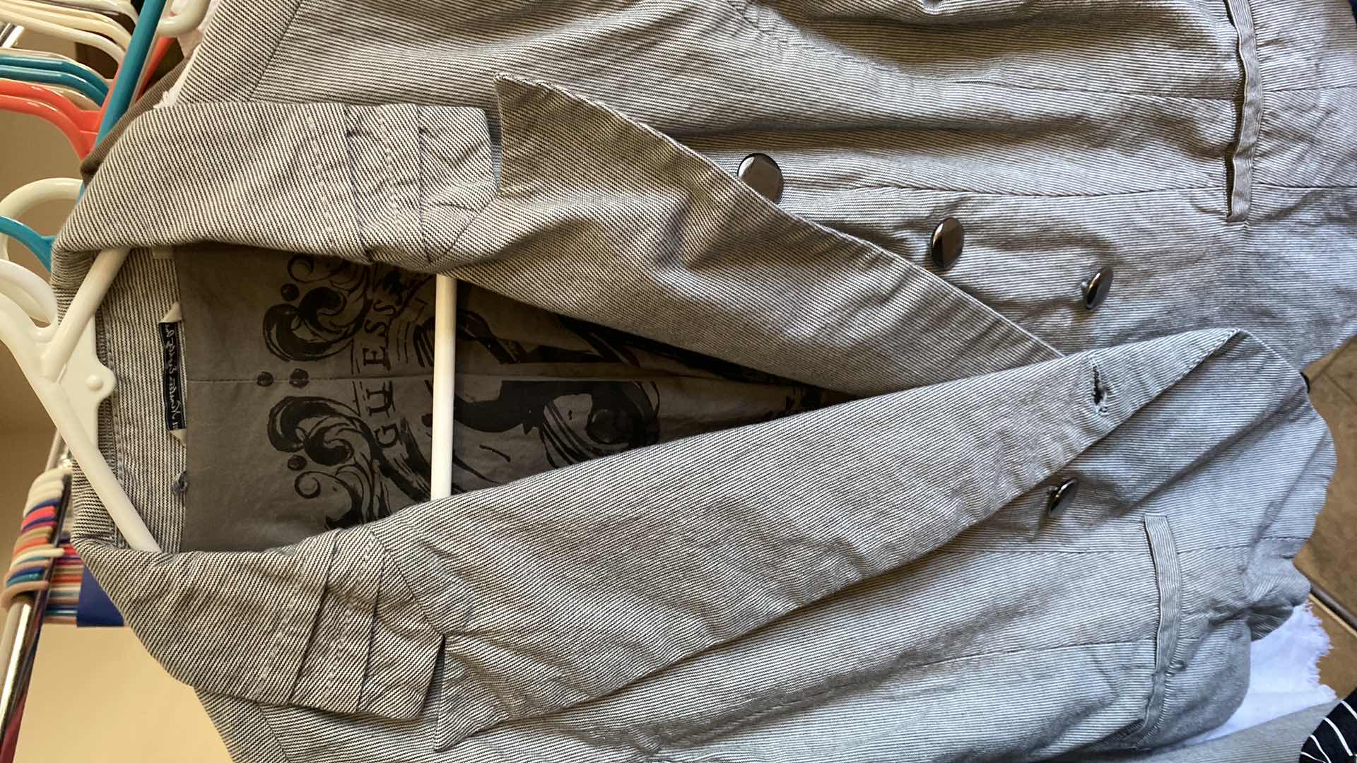 Photo 1 of 16-WOMENS SIZE MEDIUM CLOTHING