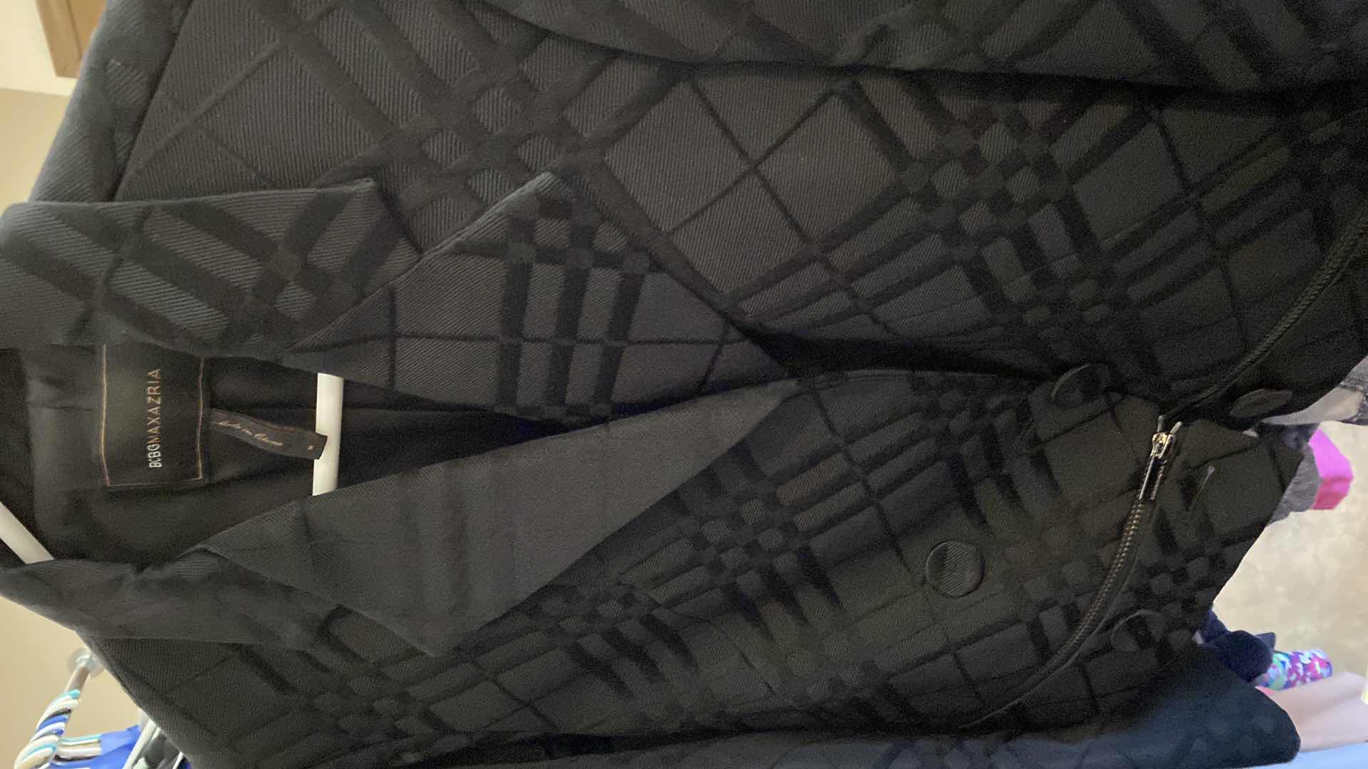 Photo 1 of 16-WOMENS SIZE MEDIUM CLOTHING