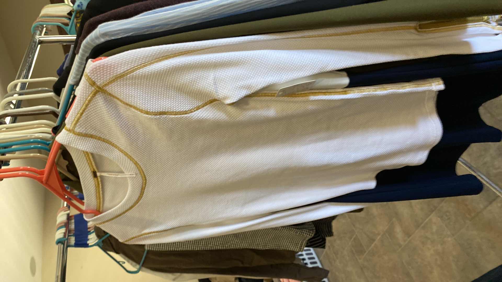 Photo 1 of 16-WOMENS SIZE MEDIUM CLOTHING