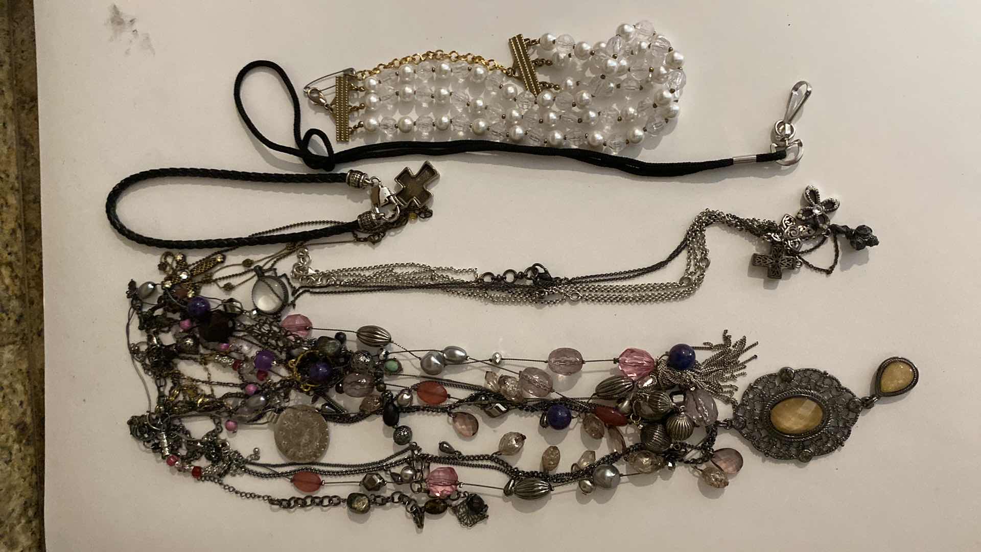 Photo 1 of ASSORTED COSTUME JEWELRY NECKLACES