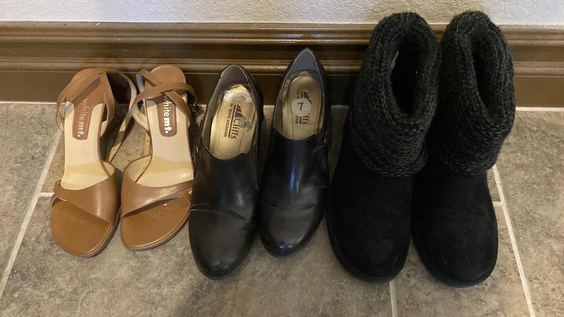 Photo 1 of 4-WOMENS SIZE 7 1/2 BLONDO BOOTS AND MORE