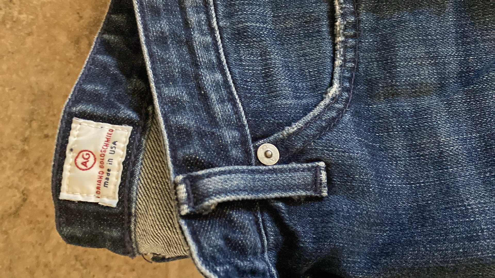 Photo 1 of 8-WOMENS SIZE 28 DENIM ROCK AND REPUBLIC , 7 FOR ALL MANKIND AND MORE