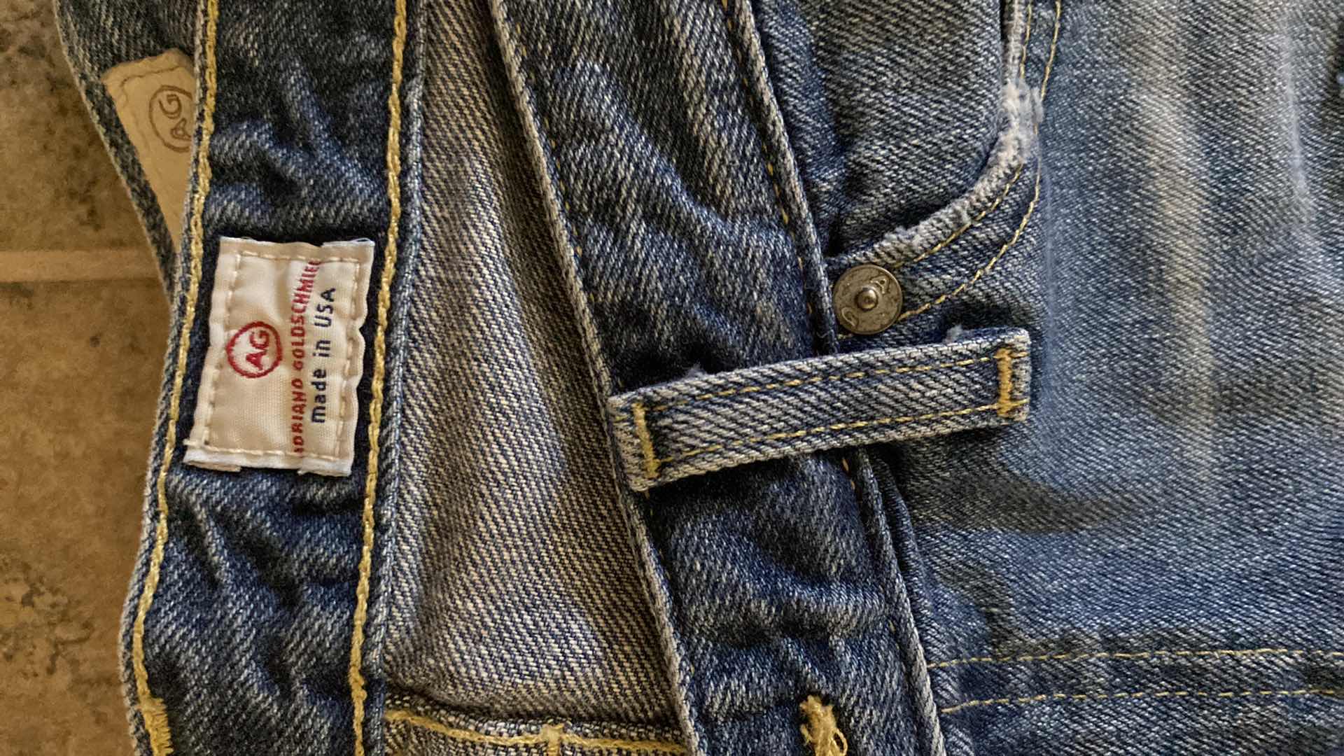 Photo 1 of 8-WOMENS SIZE 28 DENIM ROCK AND REPUBLIC , 7 FOR ALL MANKIND AND MORE