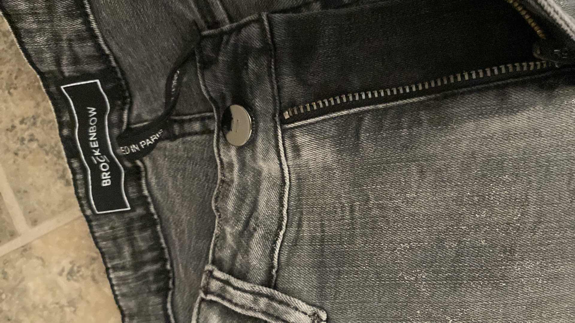 Photo 1 of 8-WOMENS SIZE 28 JEANS MOTHER PAIGE 7 FOR ALL MANKIND AND MORE