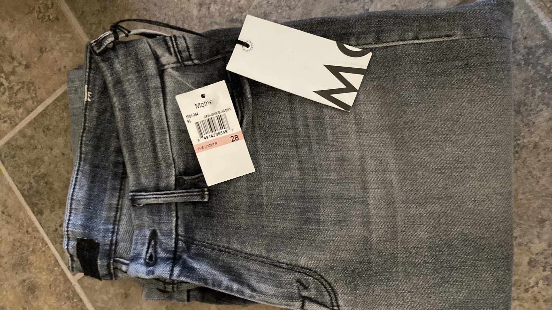 Photo 1 of 8-WOMENS SIZE 28 JEANS MOTHER PAIGE 7 FOR ALL MANKIND AND MORE
