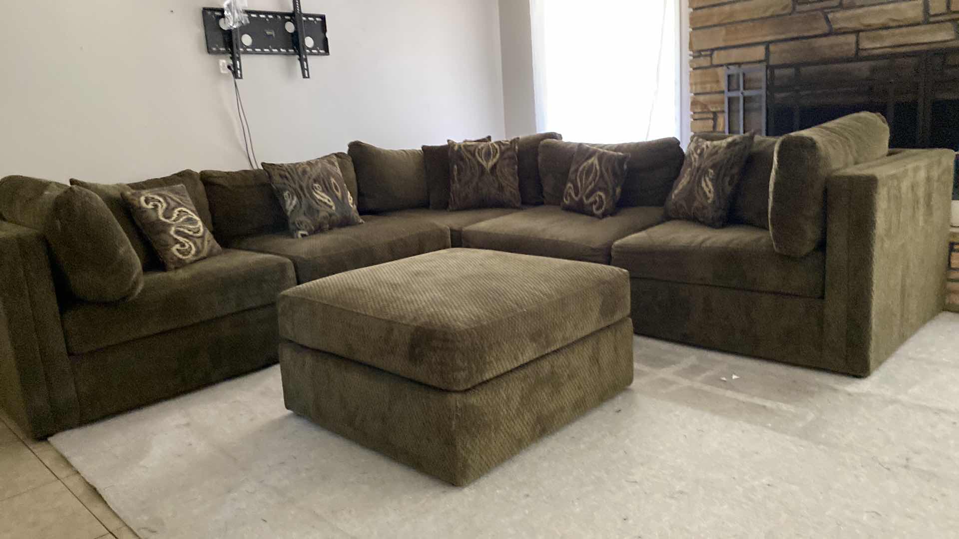 Photo 1 of 10‘ x 10‘ SECTIONAL OLIVE GREEN FABRIC SOFA AND OTTOMAN 3‘ x 3‘
