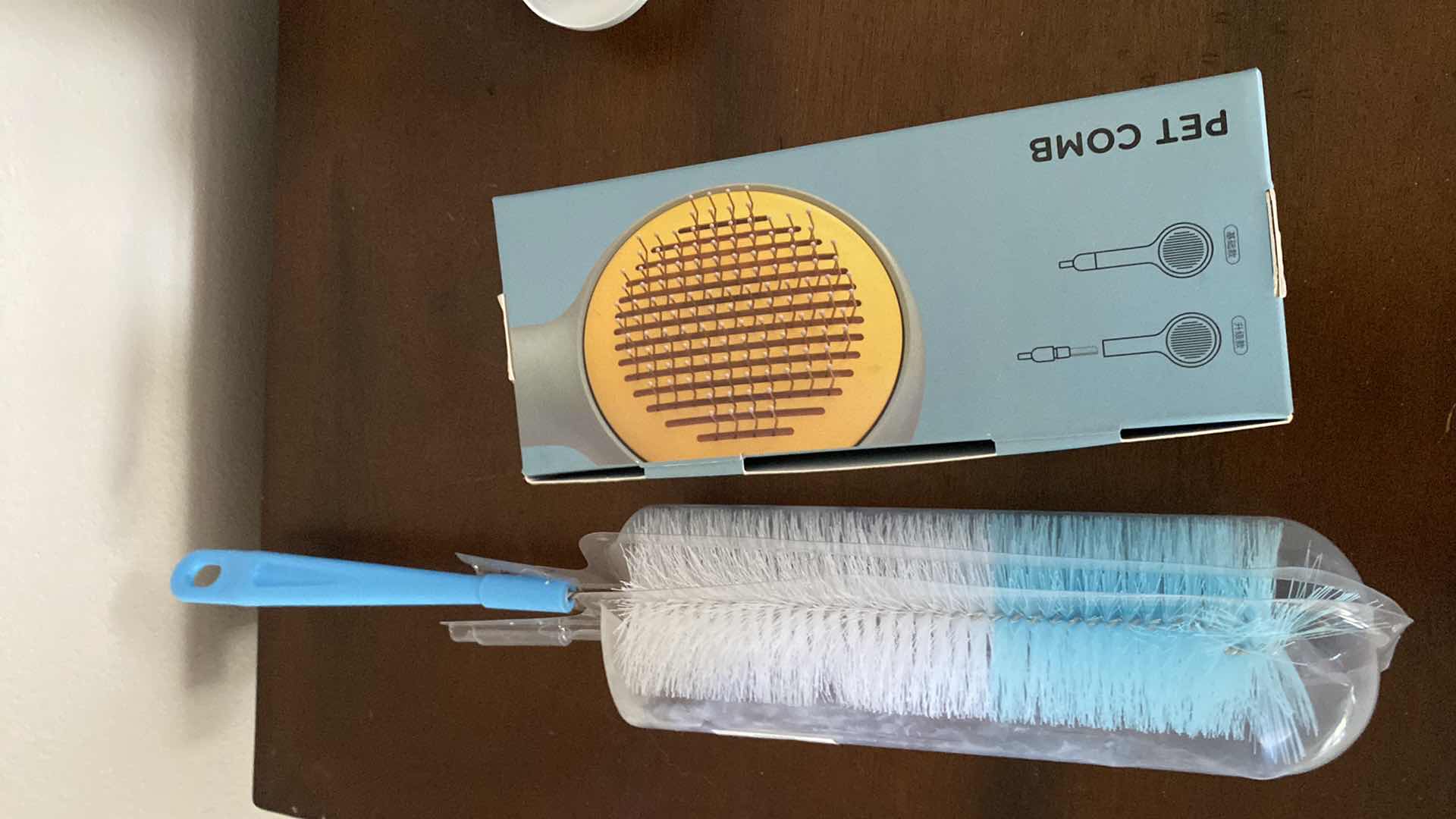 Photo 1 of HOUSEHOLD ITEMS BISSELL VACUUM PET COMB TABLE LAMP AND MORE