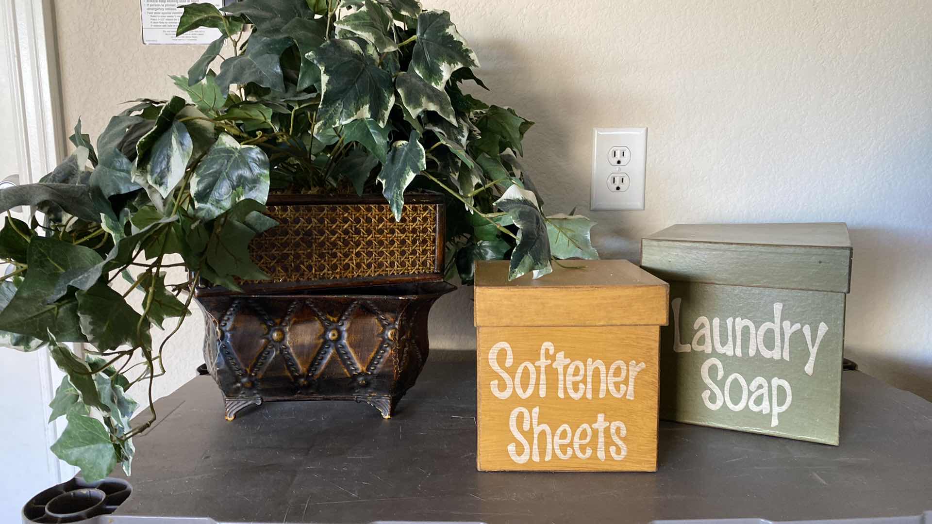Photo 1 of LAUNDRY ROOM DECOR 4 PIECES LARGEST BOX 8” x 8”