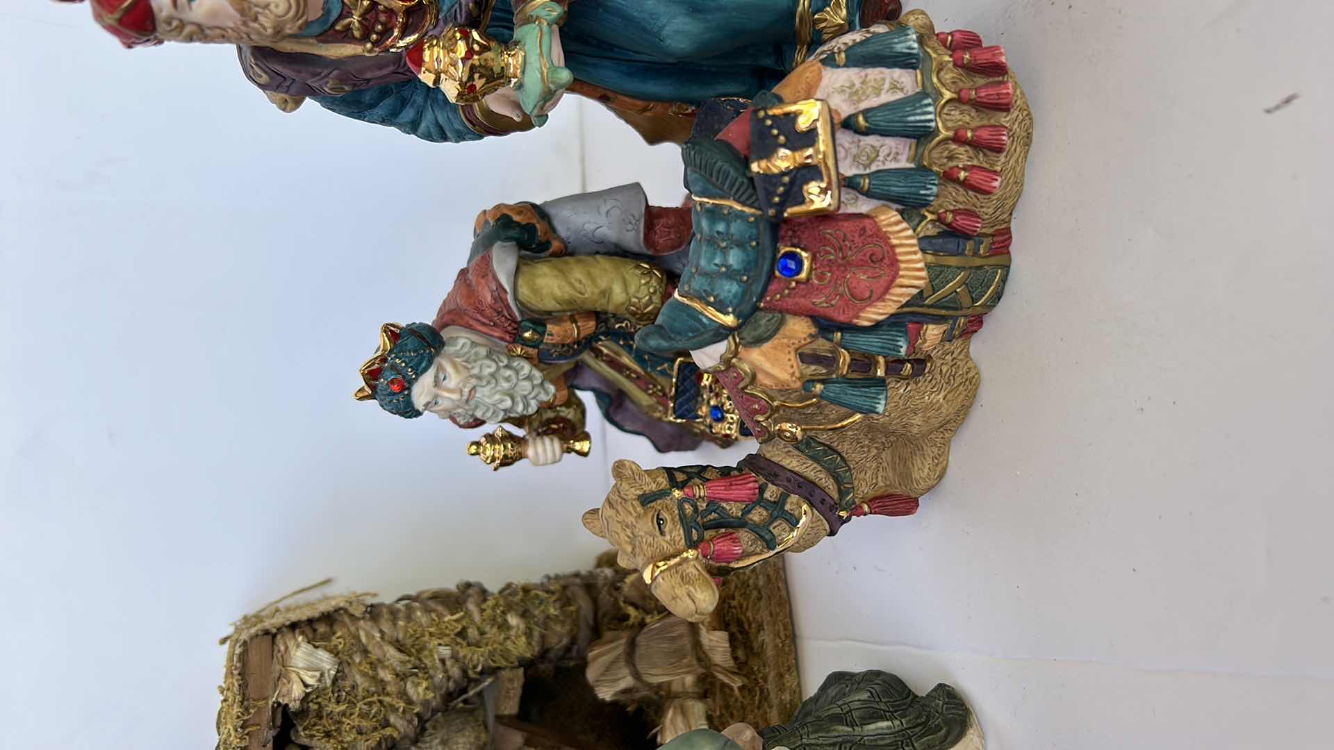 Photo 1 of NATIVITY SCENE WITH TOTE TALLEST H12”