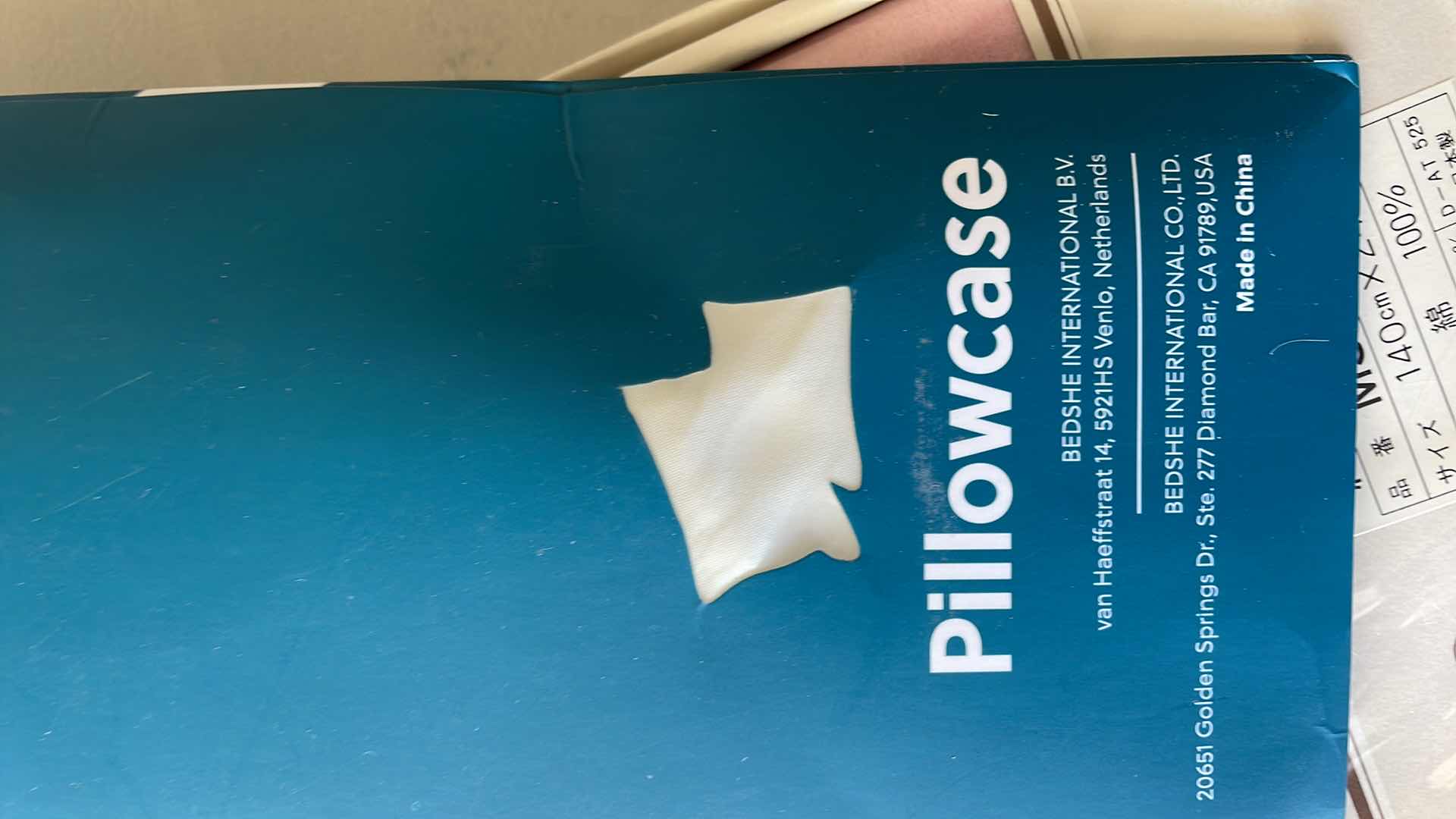 Photo 1 of BEDSURE SATIN PILLOWCASES PINK BLANKET