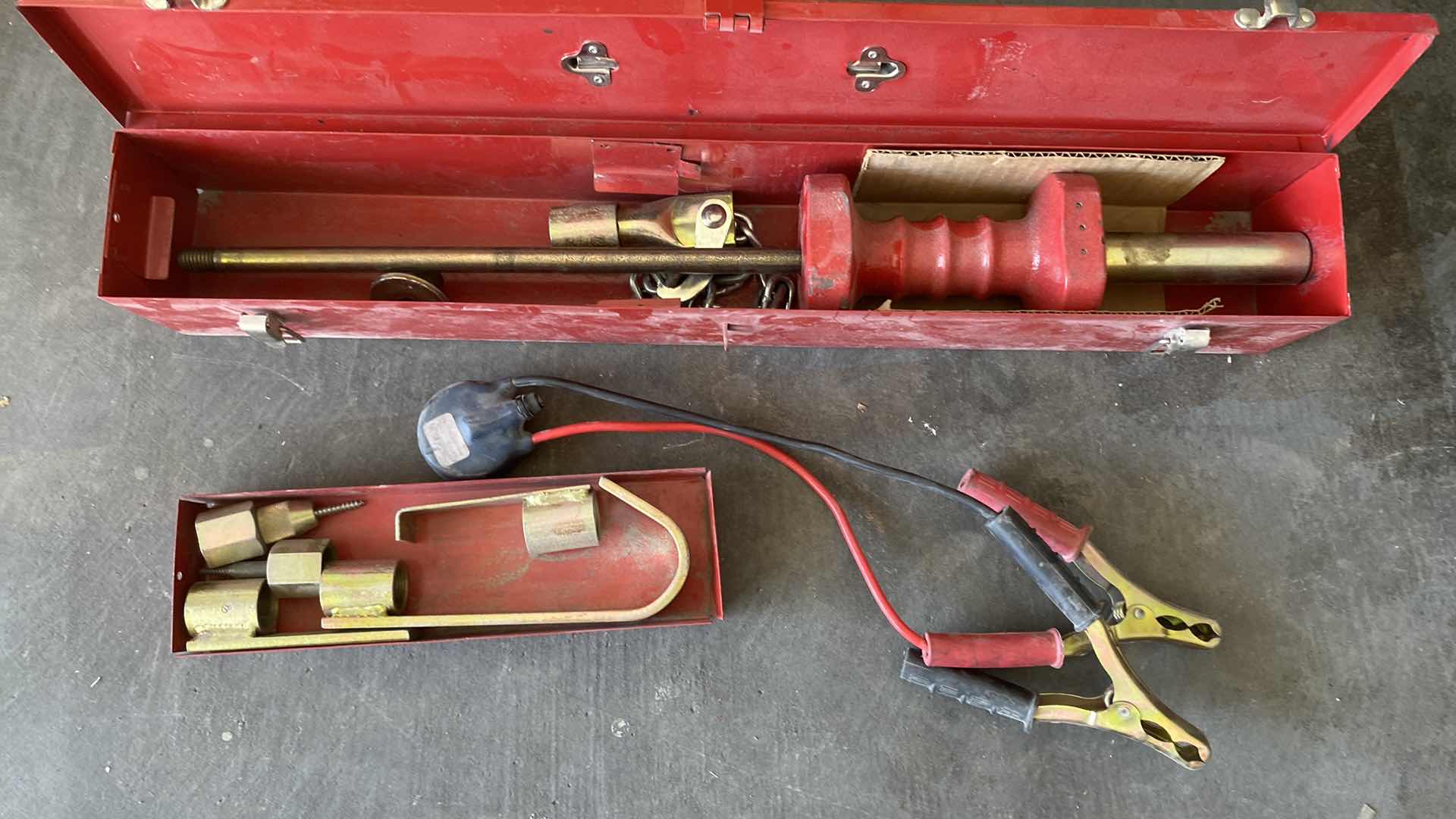 Photo 1 of HEAVY DUTY BODY KNOCKER SET