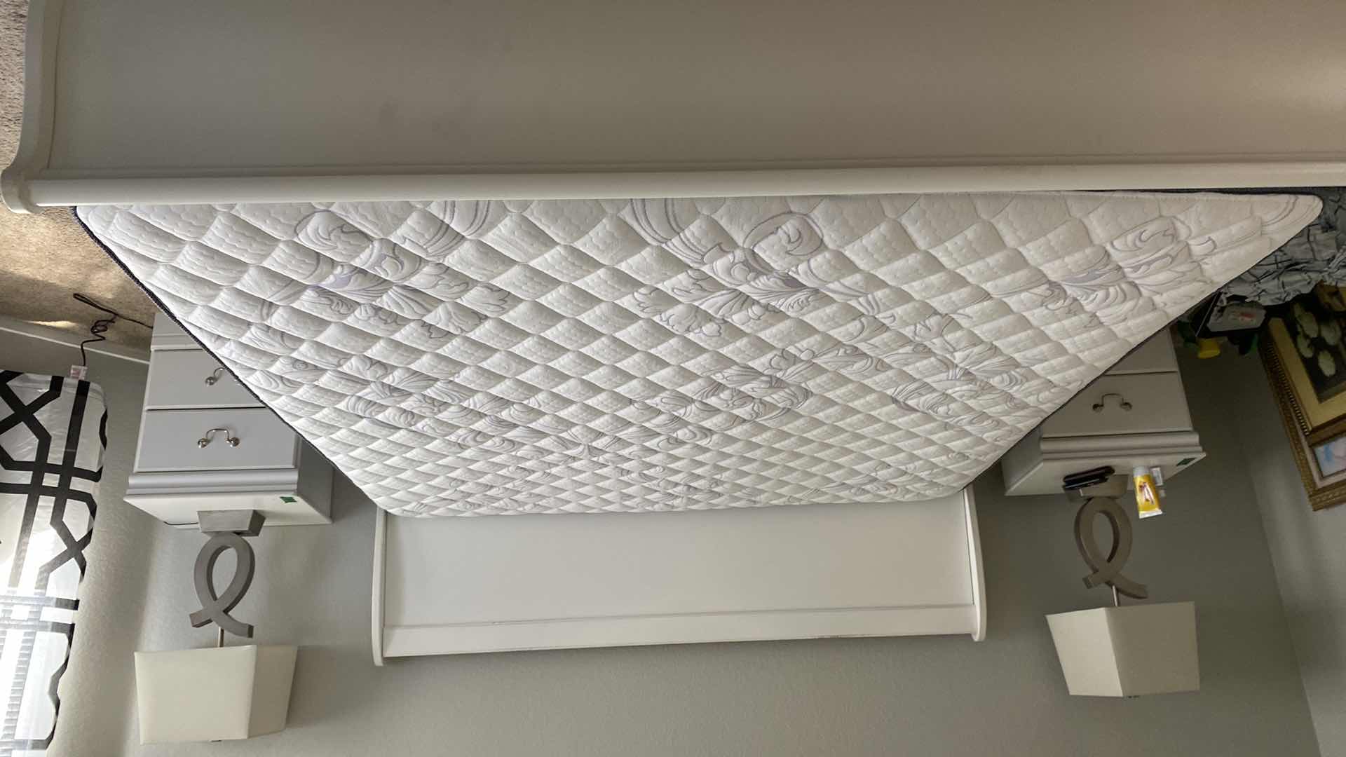 Photo 1 of KING MATTRESS ANNIVERSARY EDITION 75” x 79” BOXSPRING INCLUDED