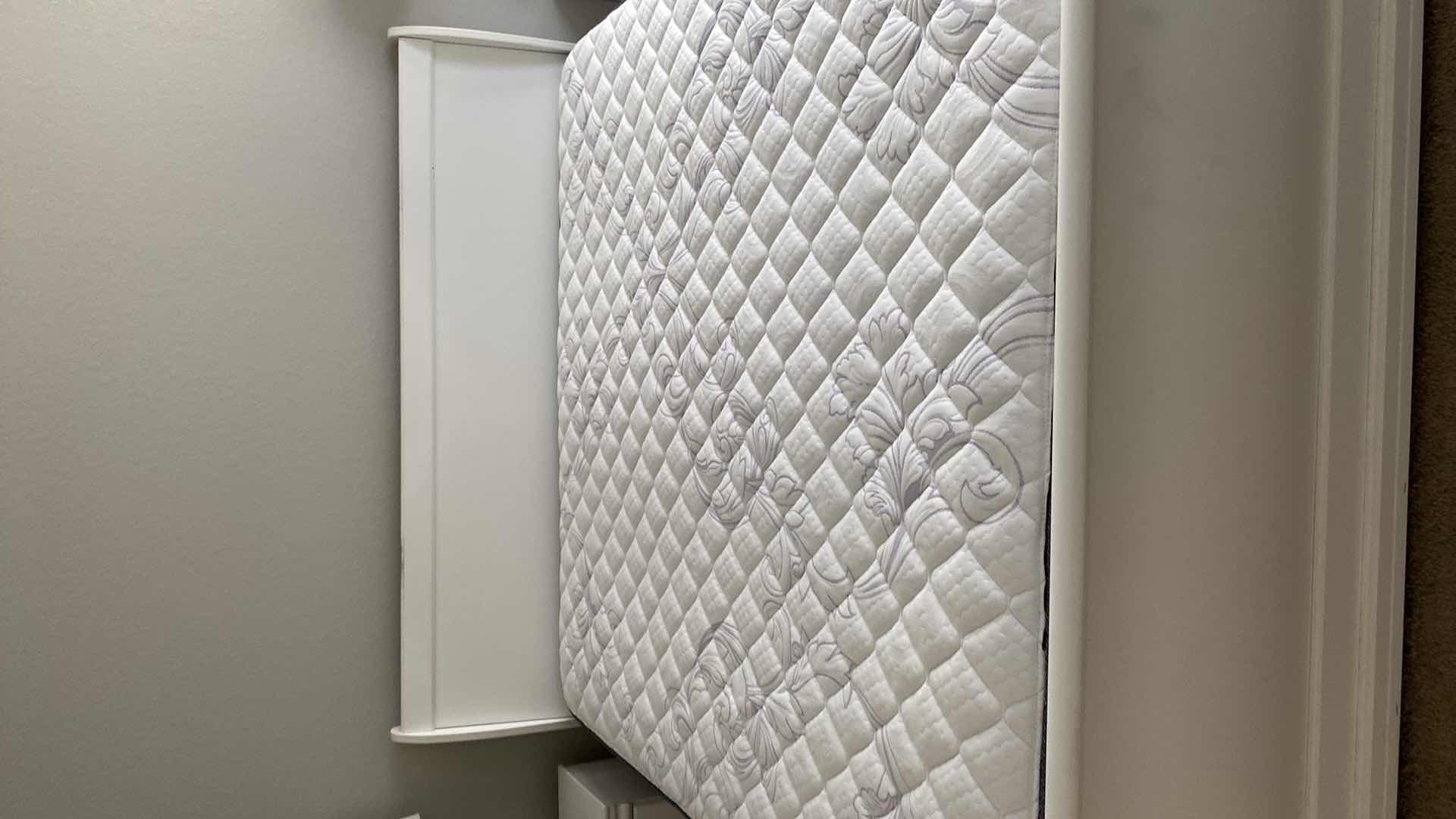 Photo 1 of KING MATTRESS ANNIVERSARY EDITION 75” x 79” BOXSPRING INCLUDED