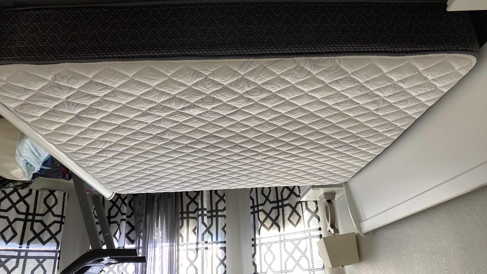 Photo 1 of KING MATTRESS ANNIVERSARY EDITION 75” x 79” BOXSPRING INCLUDED