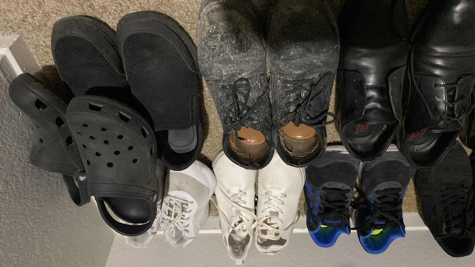 Photo 1 of 14 PAIRS MENS SHOES SIZE 10.5 AND 11