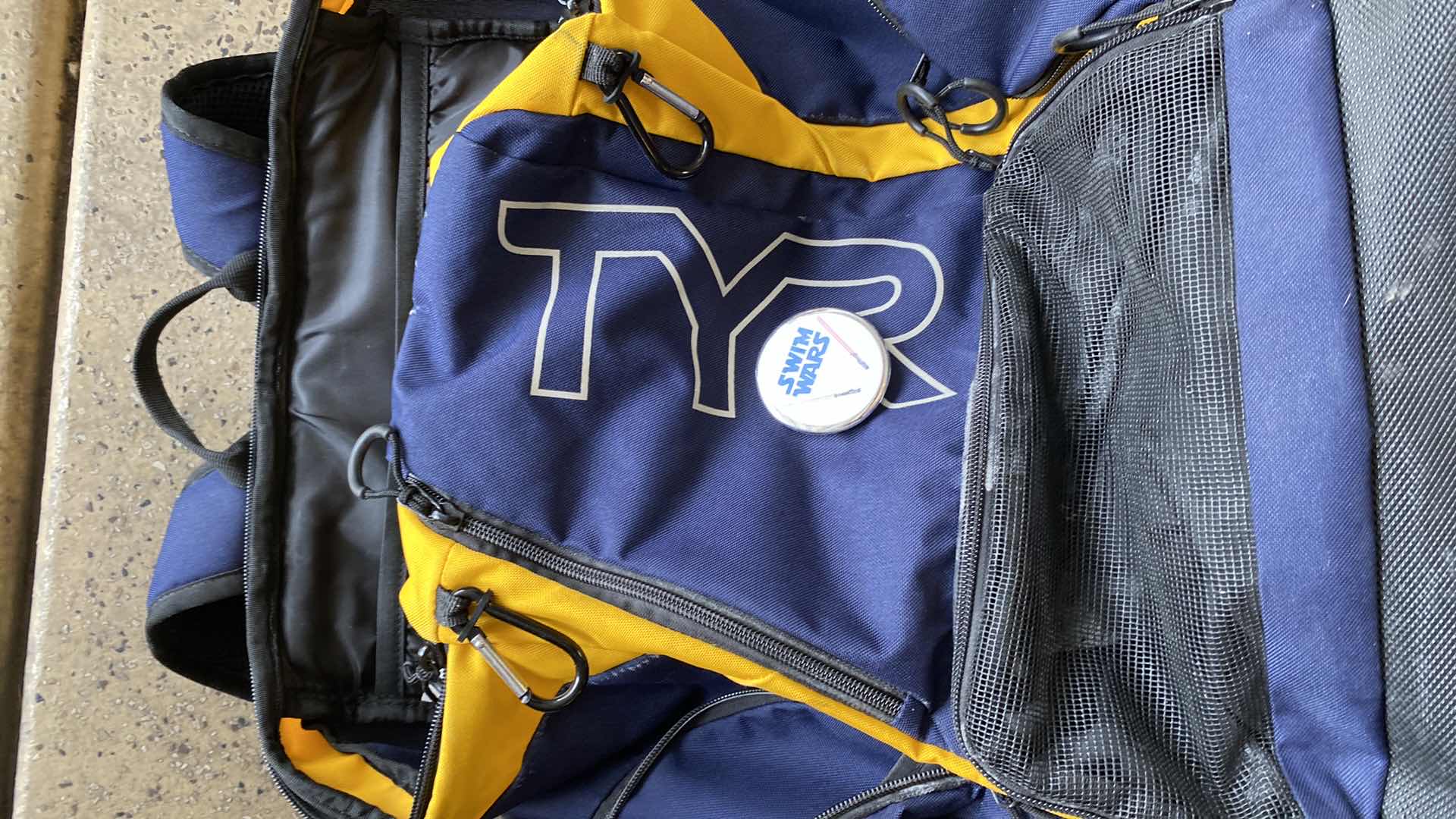 Photo 1 of ASSORTMENT HOME GOODS-THROWS, RUGS, BACKPACK