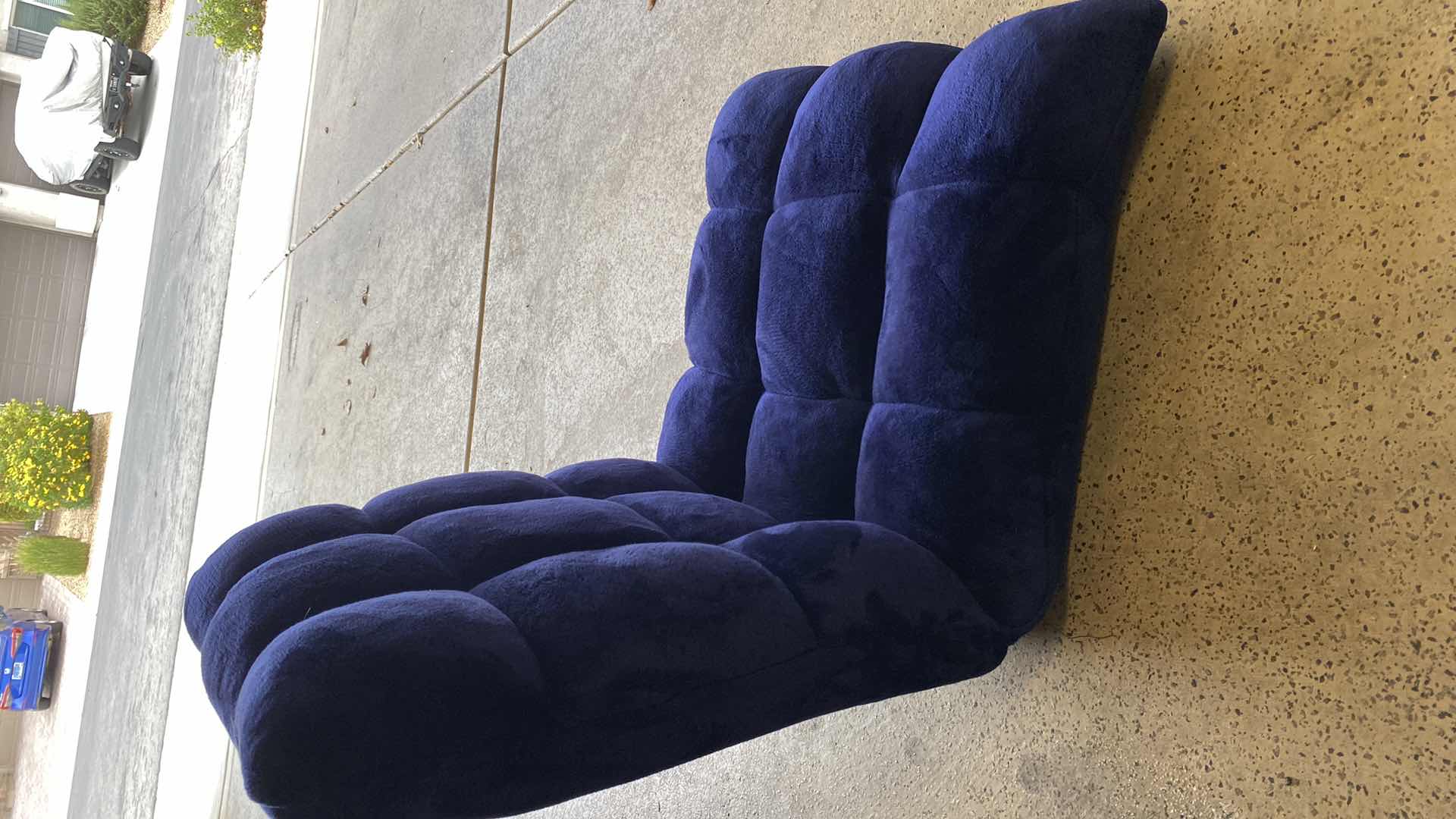 Photo 1 of ROYAL BLUE BIRD-ROCK HOME CHAIR