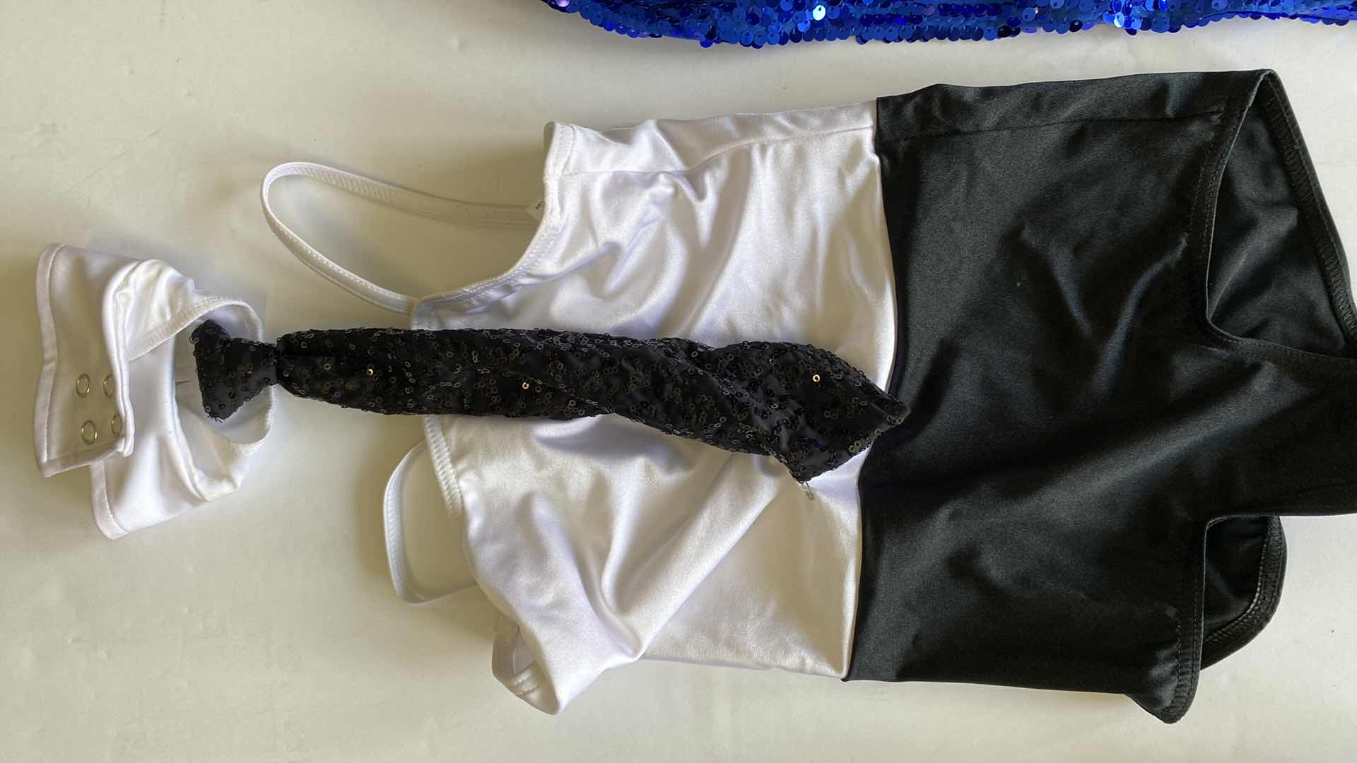 Photo 4 of 3 GIRLS DANCE COSTUMES EST SIZE MED TO LARGE