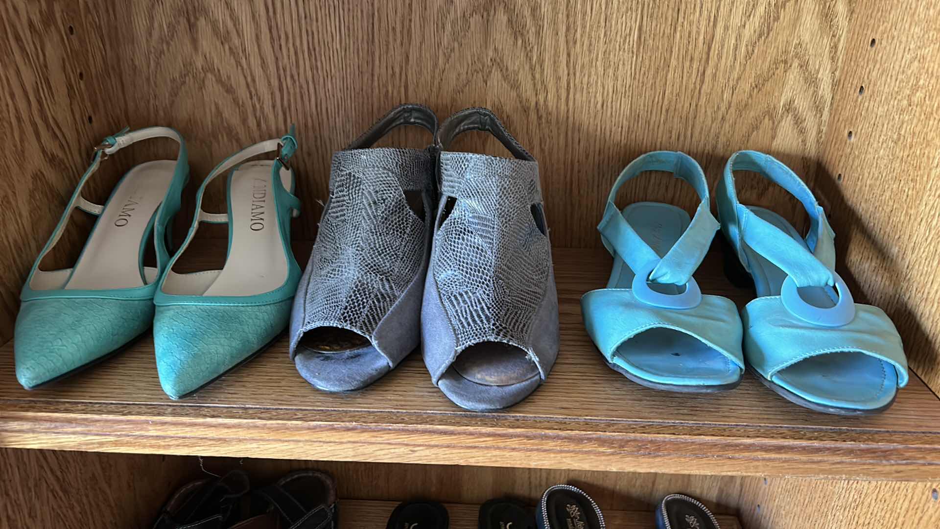 Photo 1 of 9 PAIRS WOMENS SHOES SIZE 7