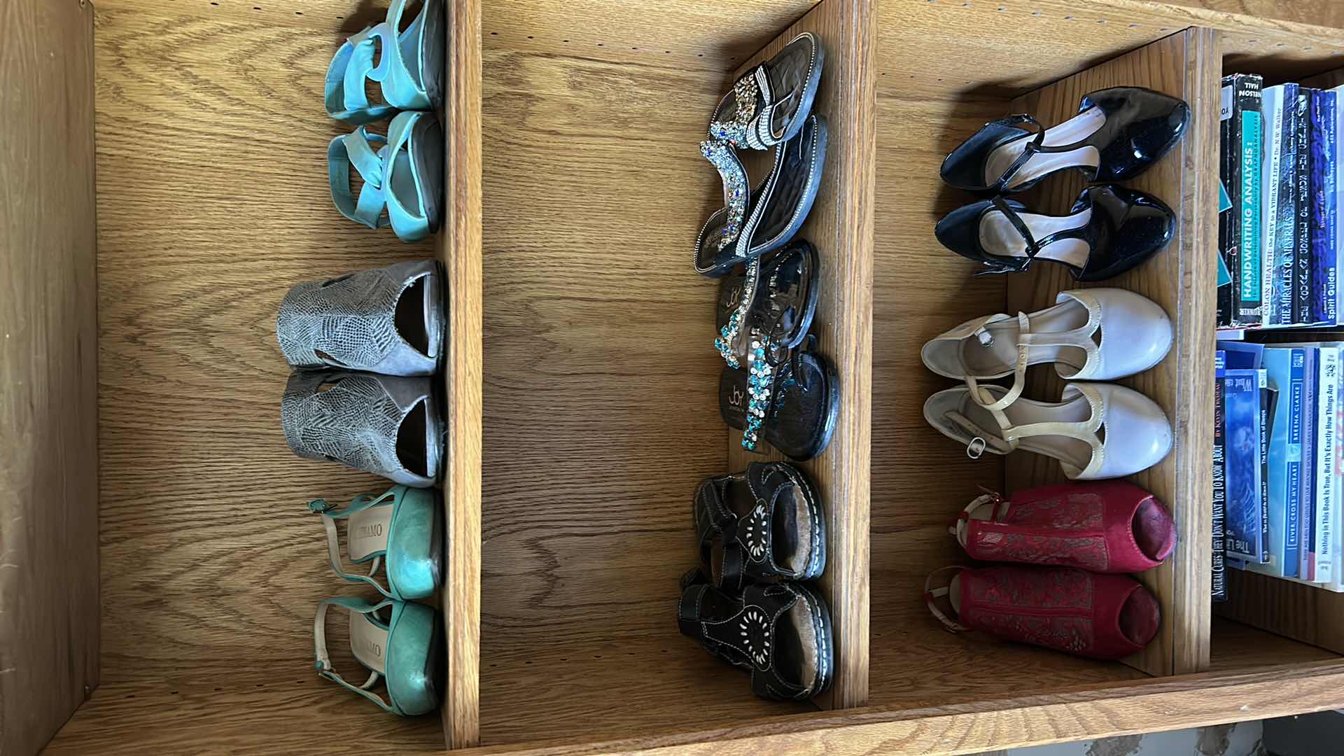 Photo 1 of 9 PAIRS WOMENS SHOES SIZE 7