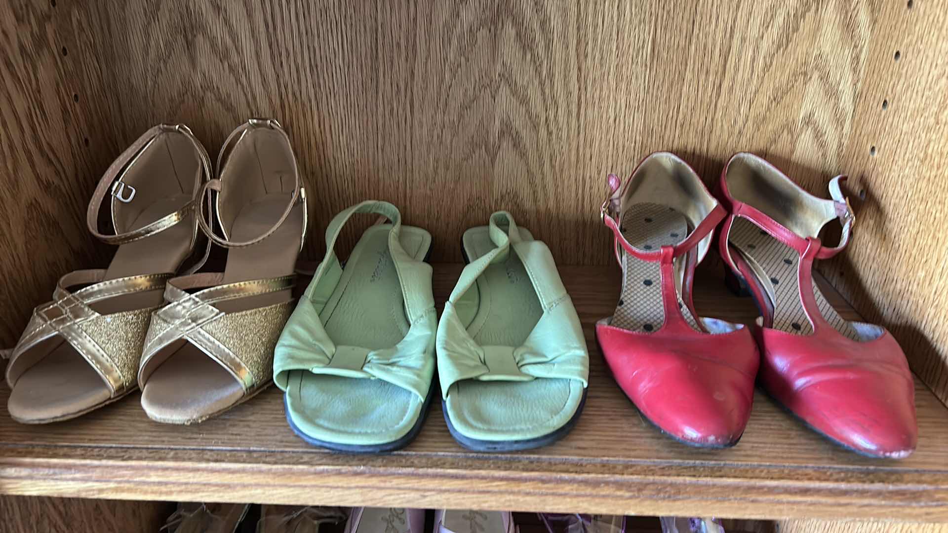 Photo 1 of 9 PAIRS WOMENS SHOES SIZE 7