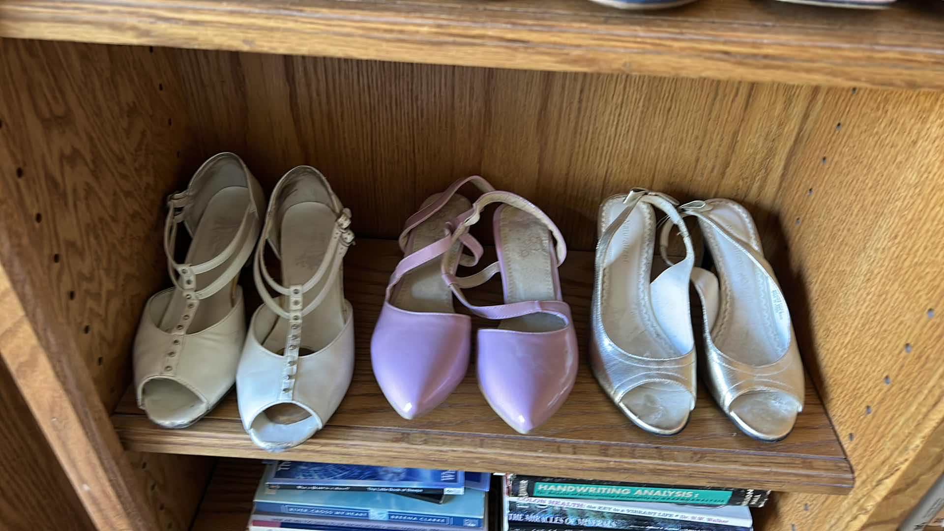 Photo 1 of 9 PAIRS WOMENS SHOES SIZE 7