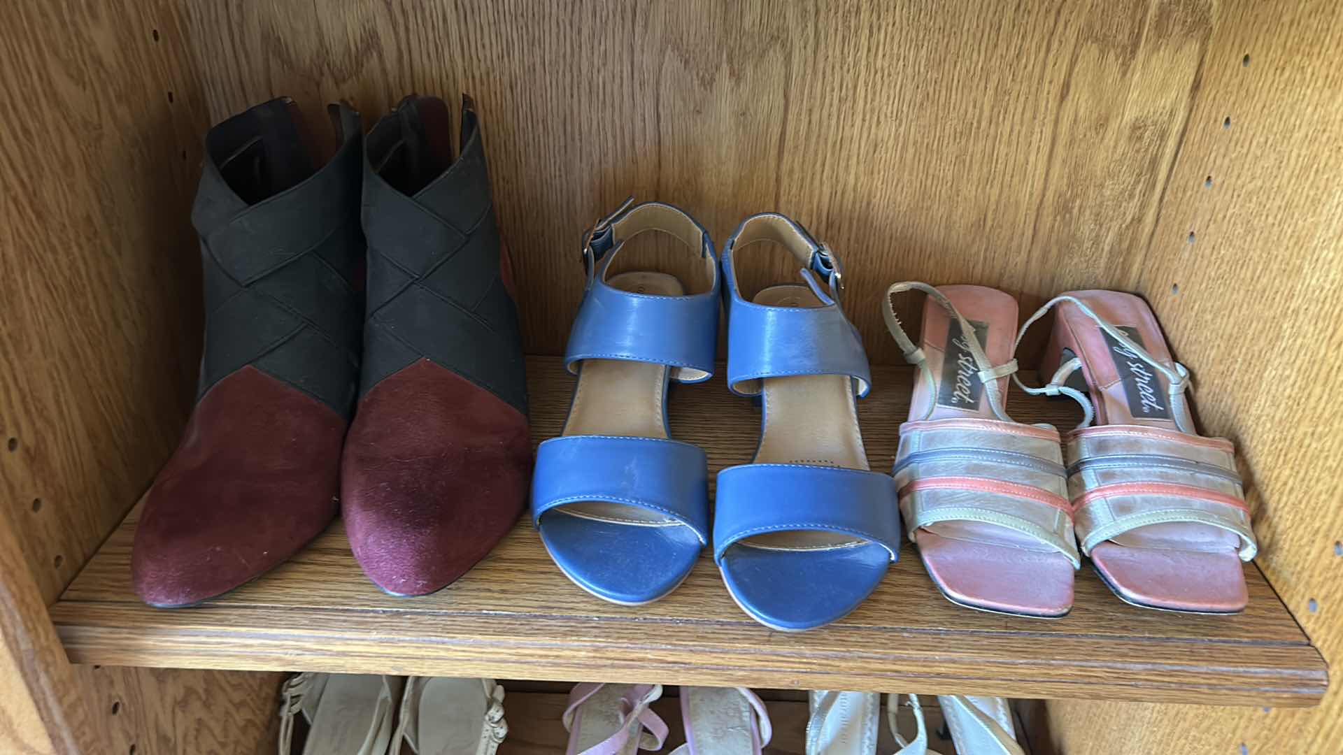 Photo 1 of 9 PAIRS WOMENS SHOES SIZE 7