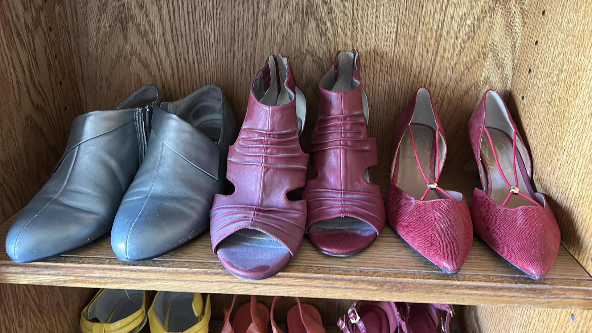 Photo 1 of 9 PAIRS WOMENS SHOES SIZE 7