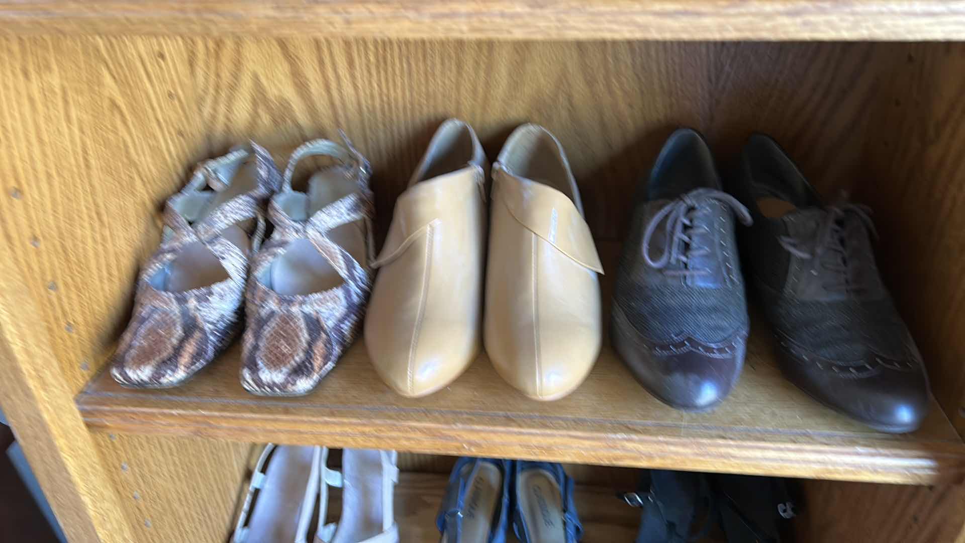 Photo 1 of 9 PAIRS WOMENS SHOES SIZE 7