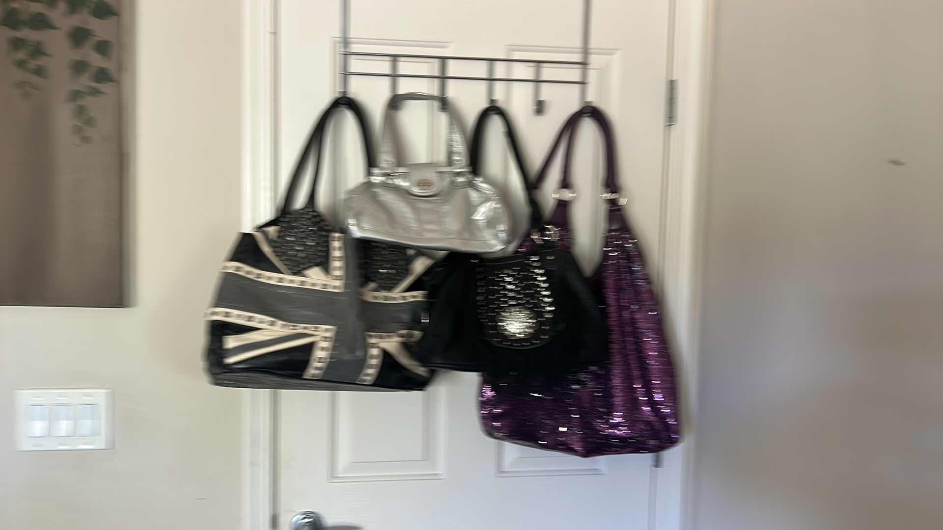 Photo 1 of 4 WOMENS HANDBAGS