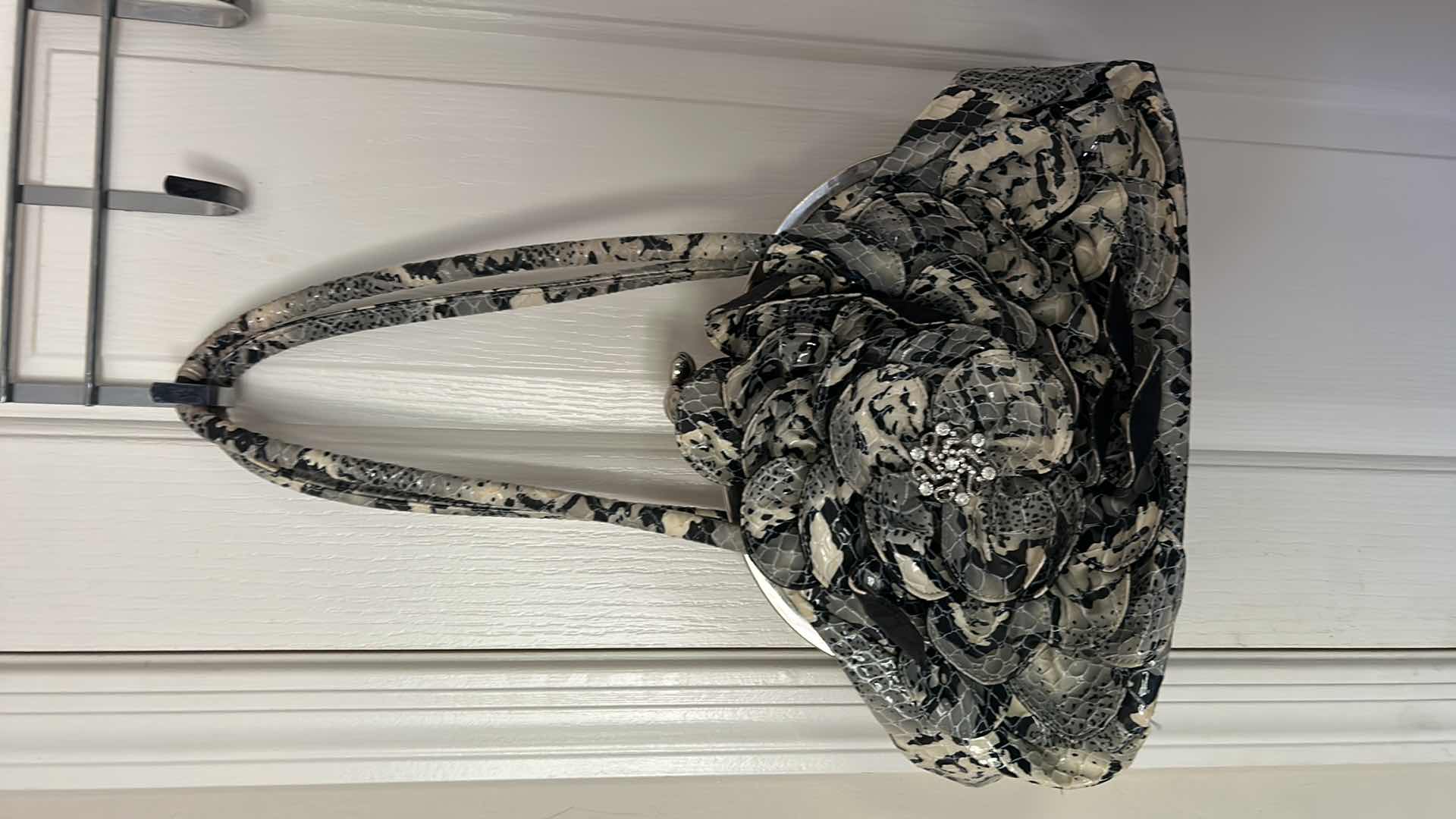 Photo 1 of 4 WOMENS HANDBAGS