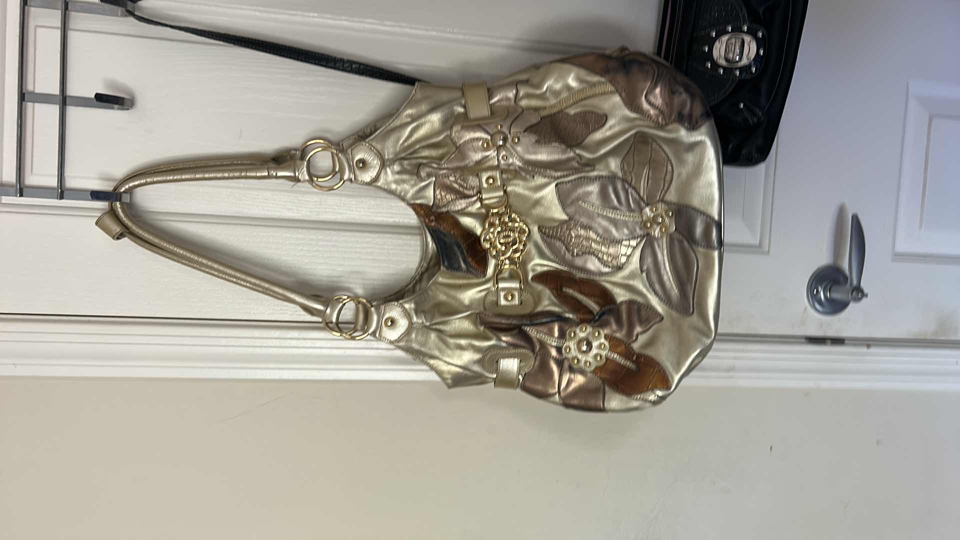 Photo 1 of 4 WOMENS HANDBAGS