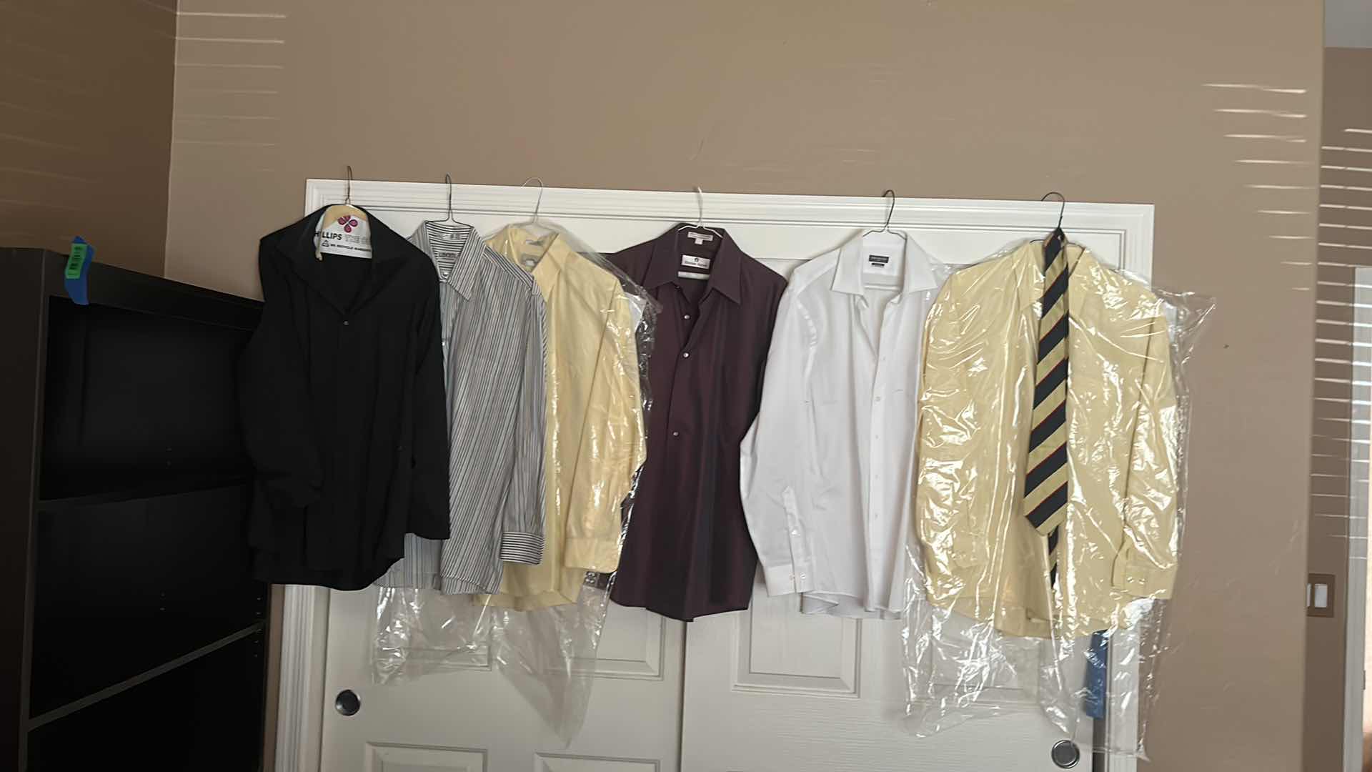 Photo 1 of MENS DRESS SHIRTS 16 1/2 x 32" 34"