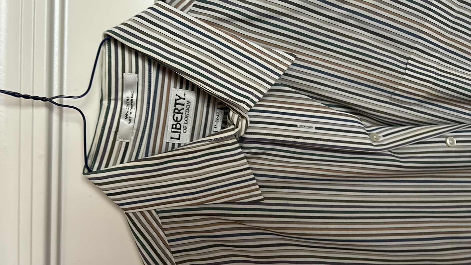 Photo 1 of MENS DRESS SHIRTS 16 1/2 x 32" 34"