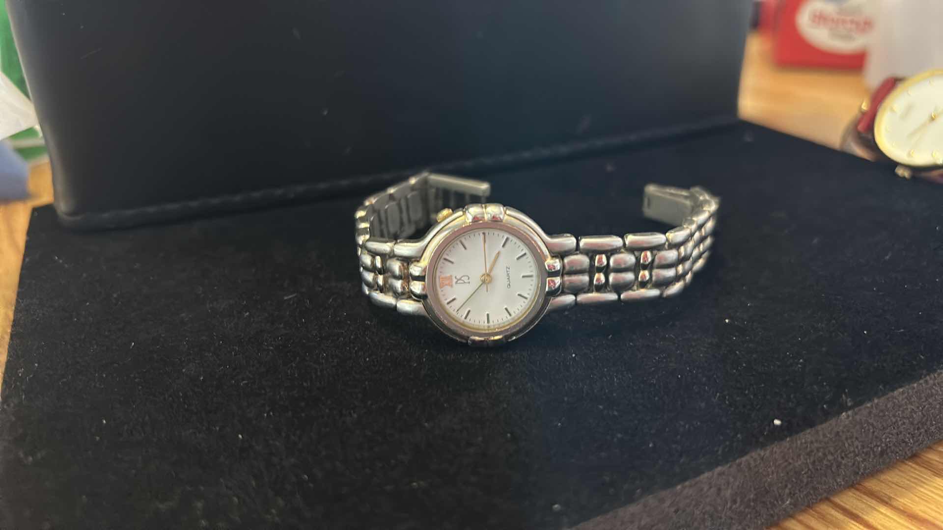 Photo 1 of 4 WOMENS WATCHES