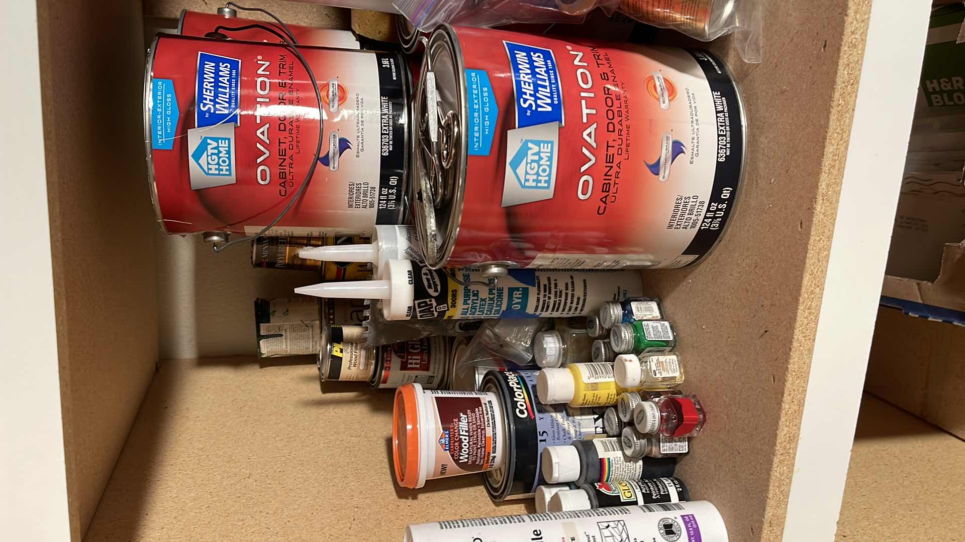 Photo 1 of CONTENTS OF SHELF - PAINTING SUPPLIES
