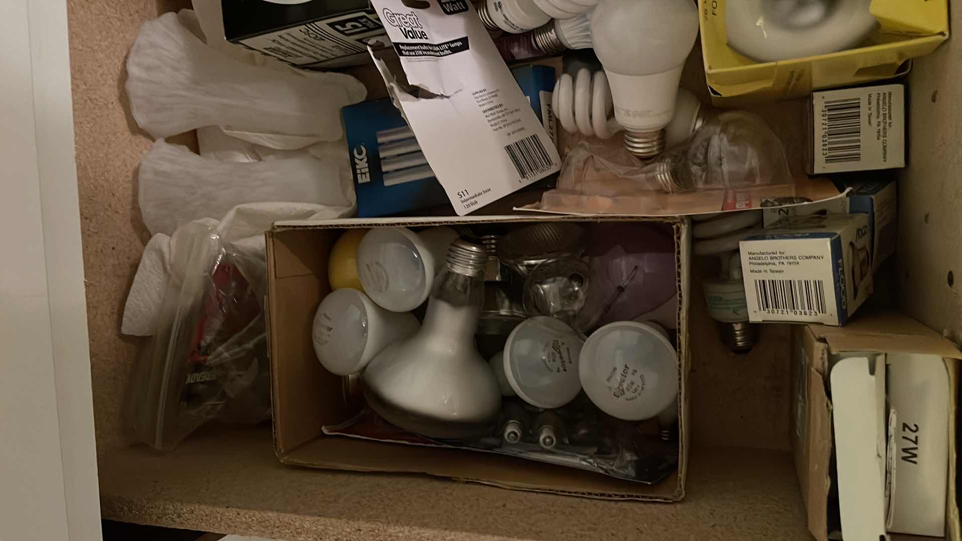 Photo 1 of CONTENTS OF DRAWER - LIGHT BULBS 