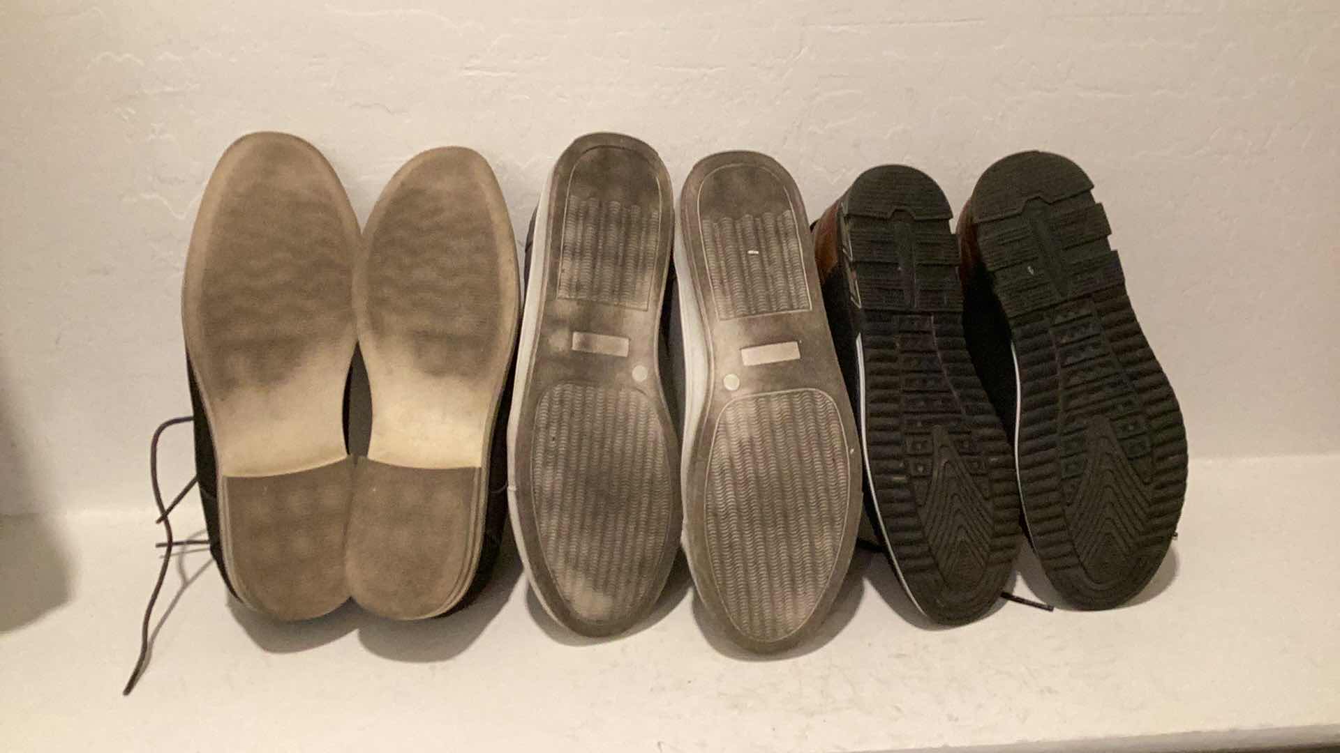 Photo 1 of MENS CASUAL/DRESS SHOES- SIZE 9-9.5