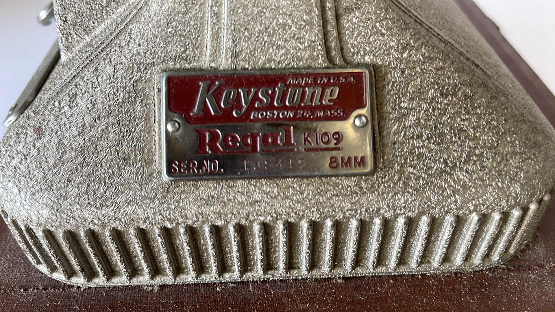 Photo 1 of KEYSTONE K112Z AUTOMATIC MOVIE PROJECTOR