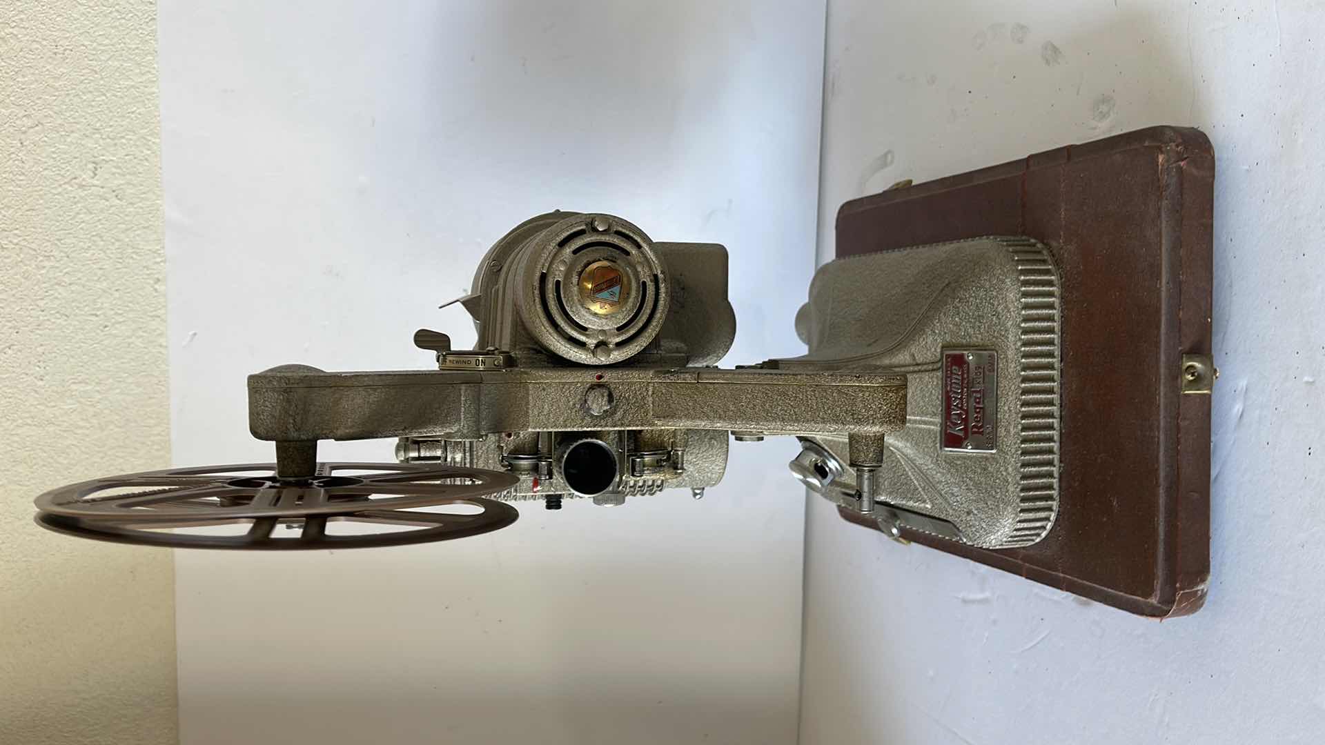 Photo 1 of KEYSTONE K112Z AUTOMATIC MOVIE PROJECTOR